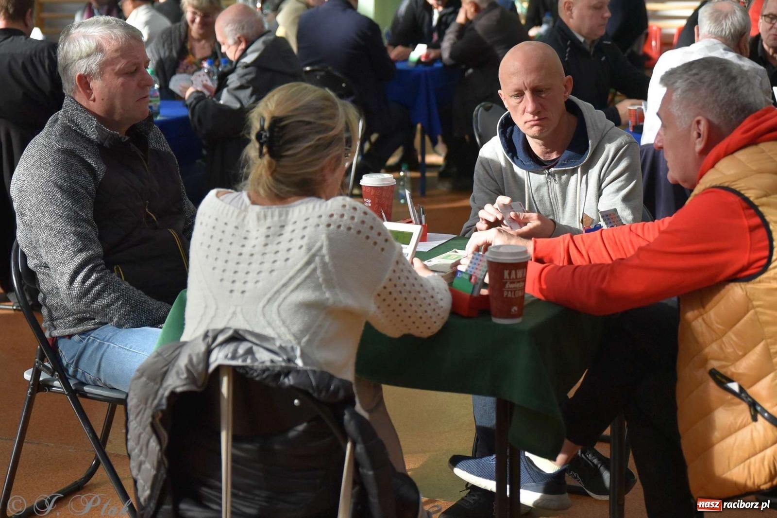 Zdjęcie w galerii na portalu naszraciborz.pl: Raciborscy brydżyści mogli się zmierzyć z najlepszymi [FOTO i WIDEO] wiadomości z regionu