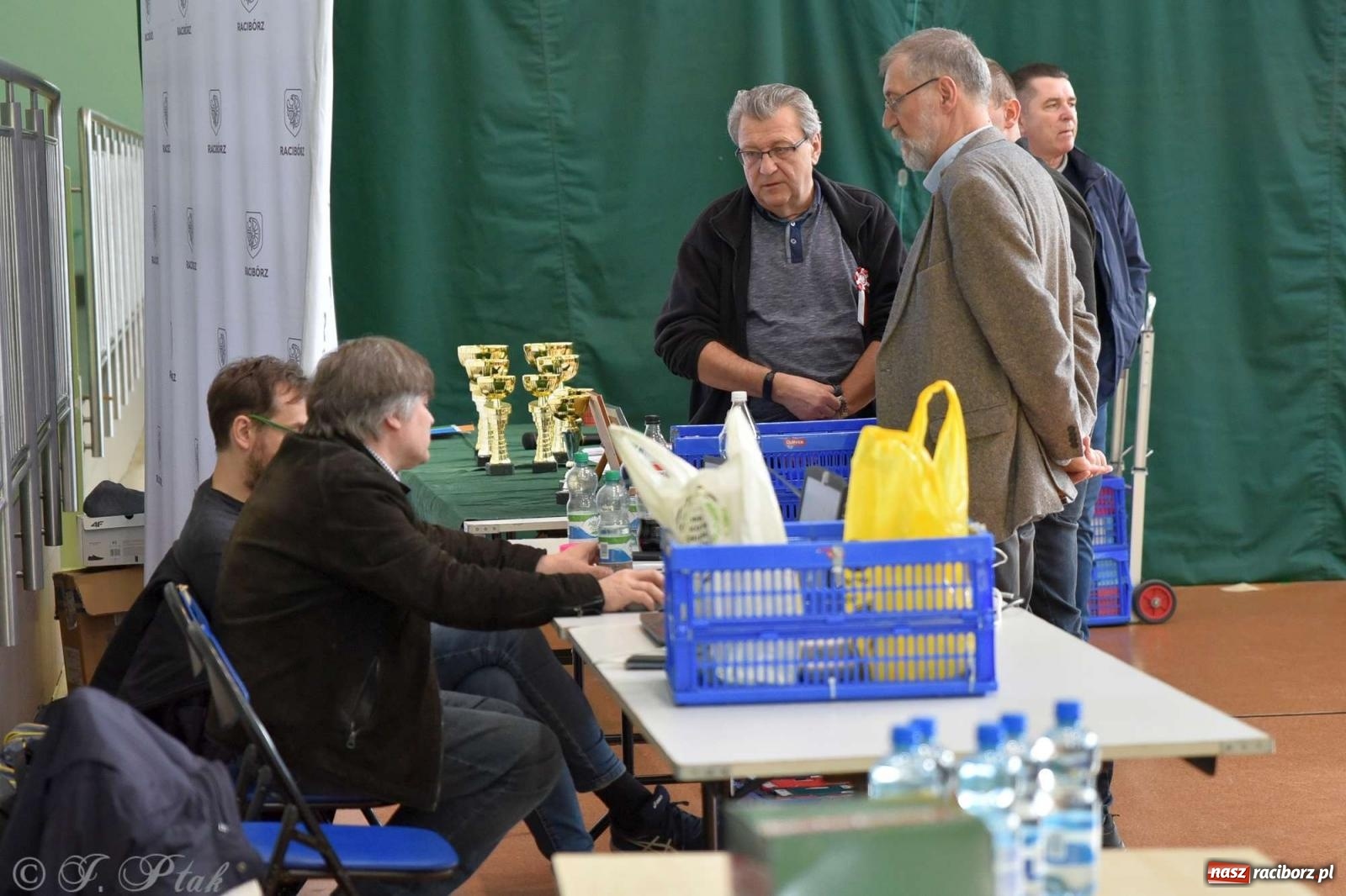 Zdjęcie w galerii na portalu naszraciborz.pl: Raciborscy brydżyści mogli się zmierzyć z najlepszymi [FOTO i WIDEO] wiadomości z regionu