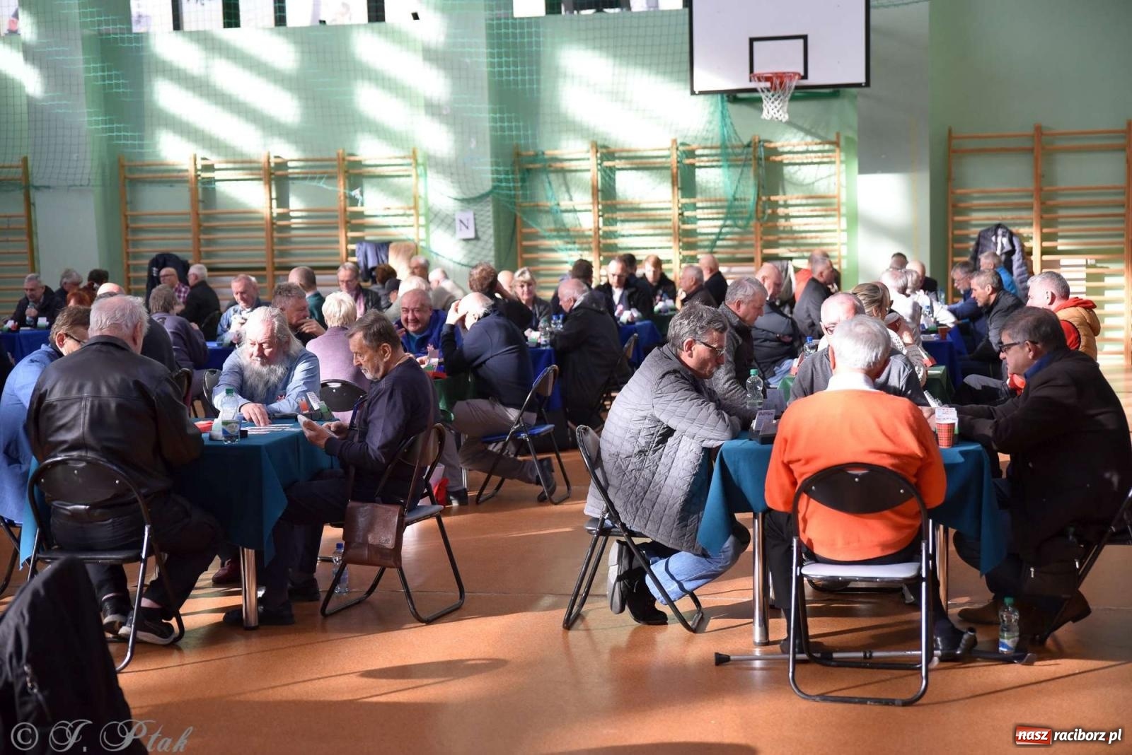 Zdjęcie w galerii na portalu naszraciborz.pl: Raciborscy brydżyści mogli się zmierzyć z najlepszymi [FOTO i WIDEO] wiadomości z regionu