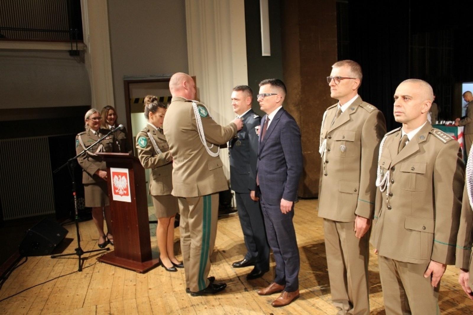 Zdjęcie w galerii na portalu naszraciborz.pl: Święto Niepodległości u śląskich pograniczników z Raciborza [FOTO] wiadomości z regionu
