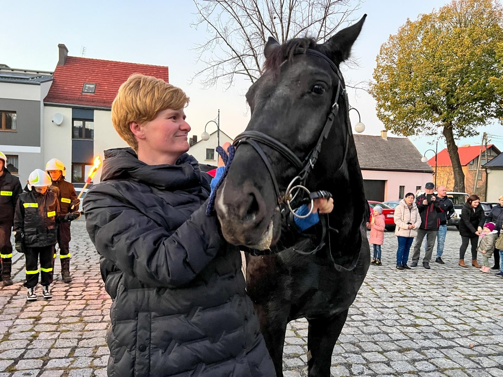 Zdjęcie w galerii na portalu naszraciborz.pl: Krzanowice wspominały św. Marcina z Tours [FOTO i WIDEO] wiadomości z regionu