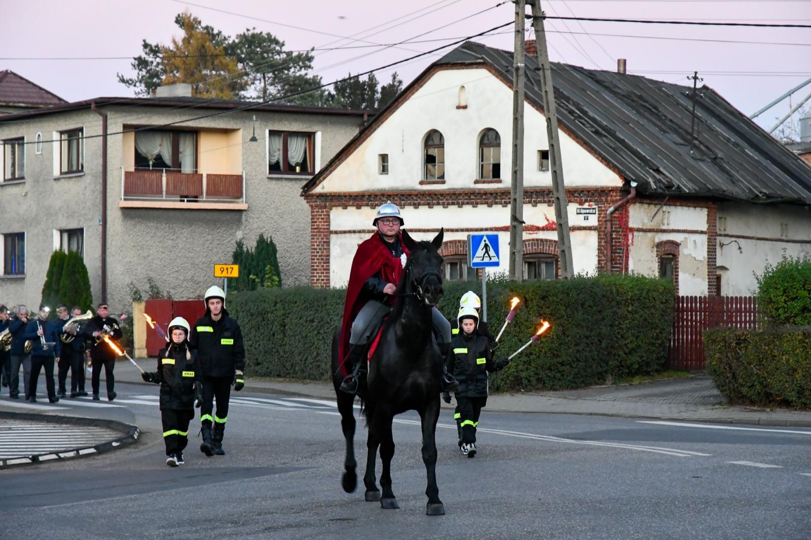 Zdjęcie w galerii na portalu naszraciborz.pl: Krzanowice wspominały św. Marcina z Tours [FOTO i WIDEO] wiadomości z regionu