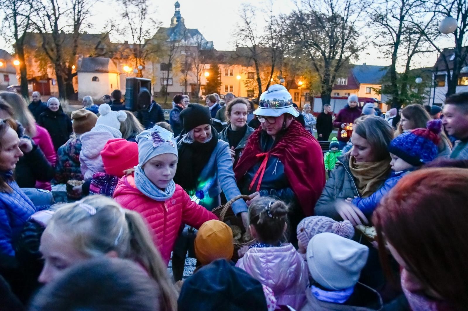 Zdjęcie w galerii na portalu naszraciborz.pl: Krzanowice wspominały św. Marcina z Tours [FOTO i WIDEO] wiadomości z regionu