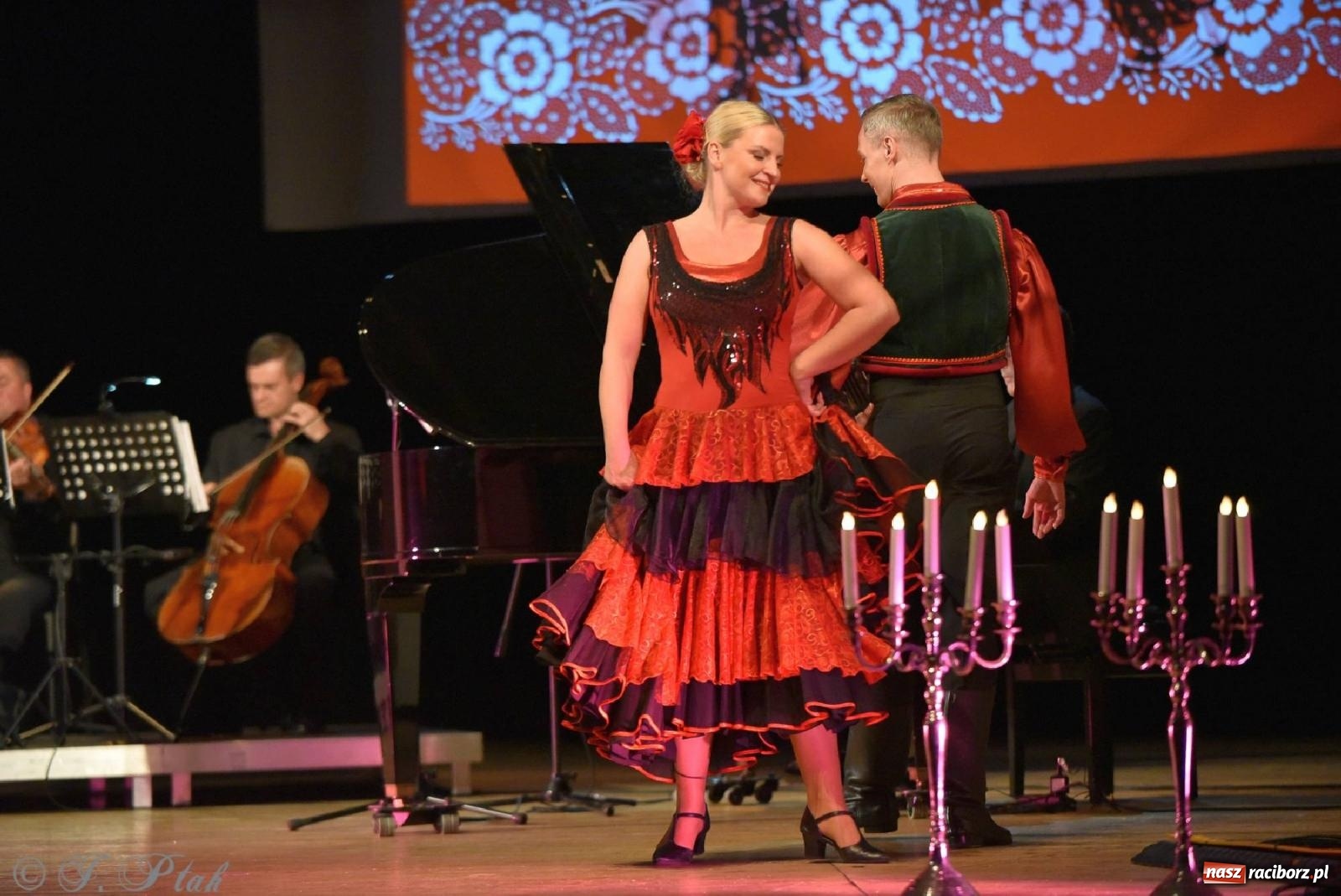 Zdjęcie w galerii na portalu naszraciborz.pl: Grażyna Brodzińska i Naira Ayvazyan na deskach RCK [FOTO i WIDEO] wiadomości z regionu