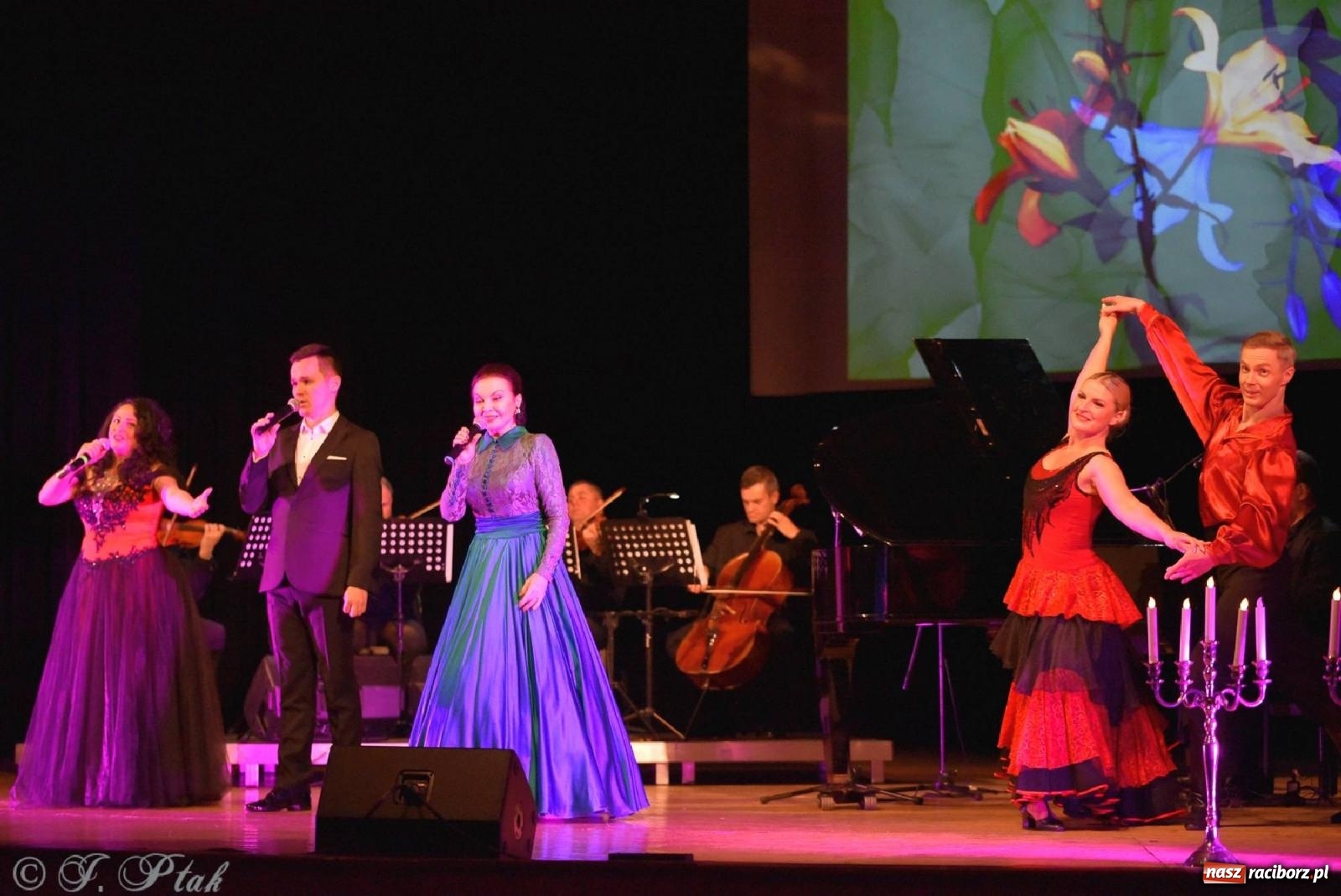 Zdjęcie w galerii na portalu naszraciborz.pl: Grażyna Brodzińska i Naira Ayvazyan na deskach RCK [FOTO i WIDEO] wiadomości z regionu