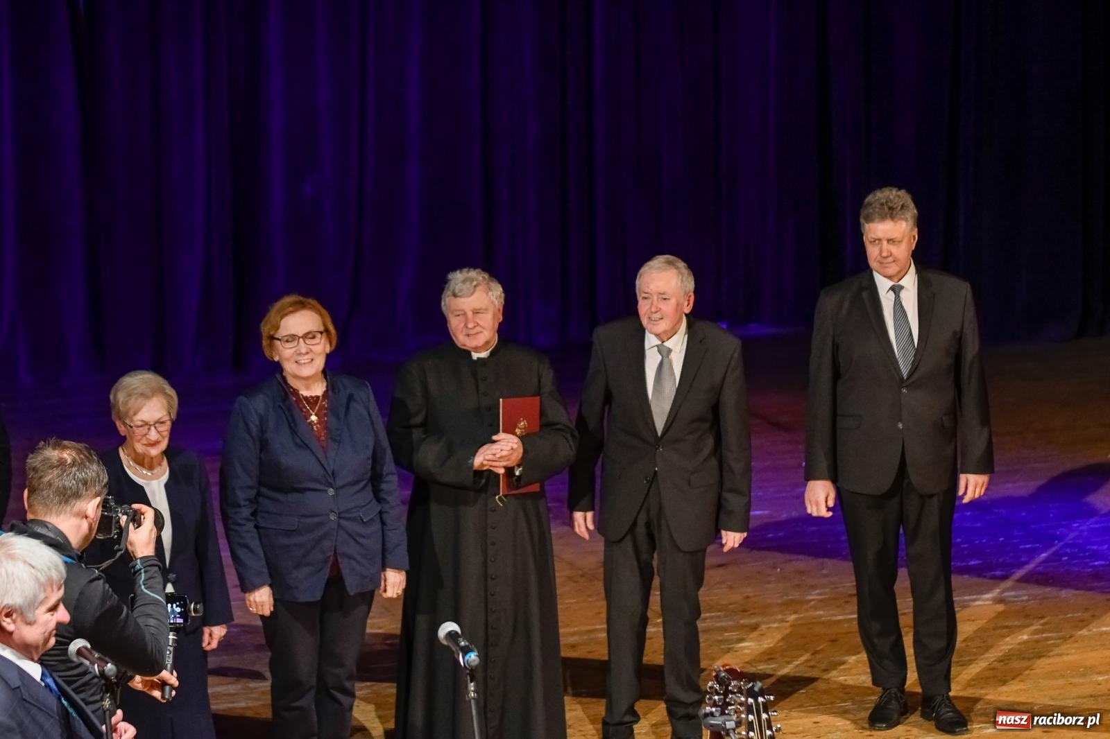 Zdjęcie w galerii na portalu naszraciborz.pl: Wręczono medale UNITAS IN VERITATE [FOTO i WIDEO] wiadomości z regionu