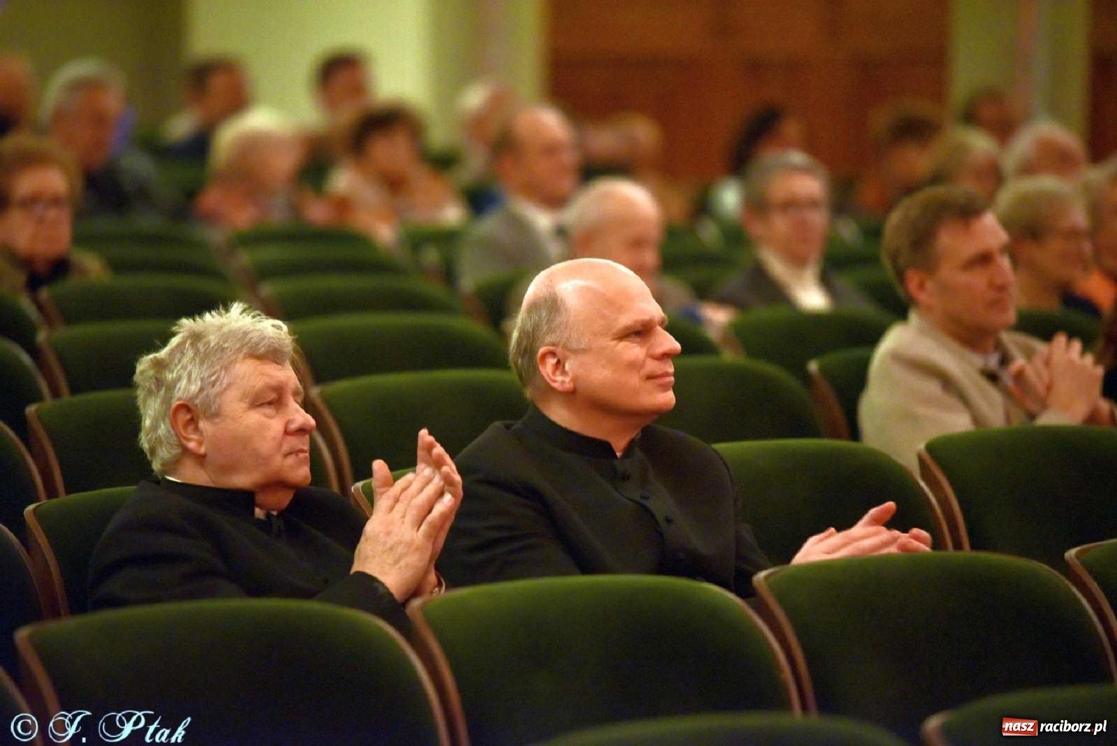 Zdjęcie w galerii na portalu naszraciborz.pl: Wręczono medale UNITAS IN VERITATE [FOTO i WIDEO] wiadomości z regionu