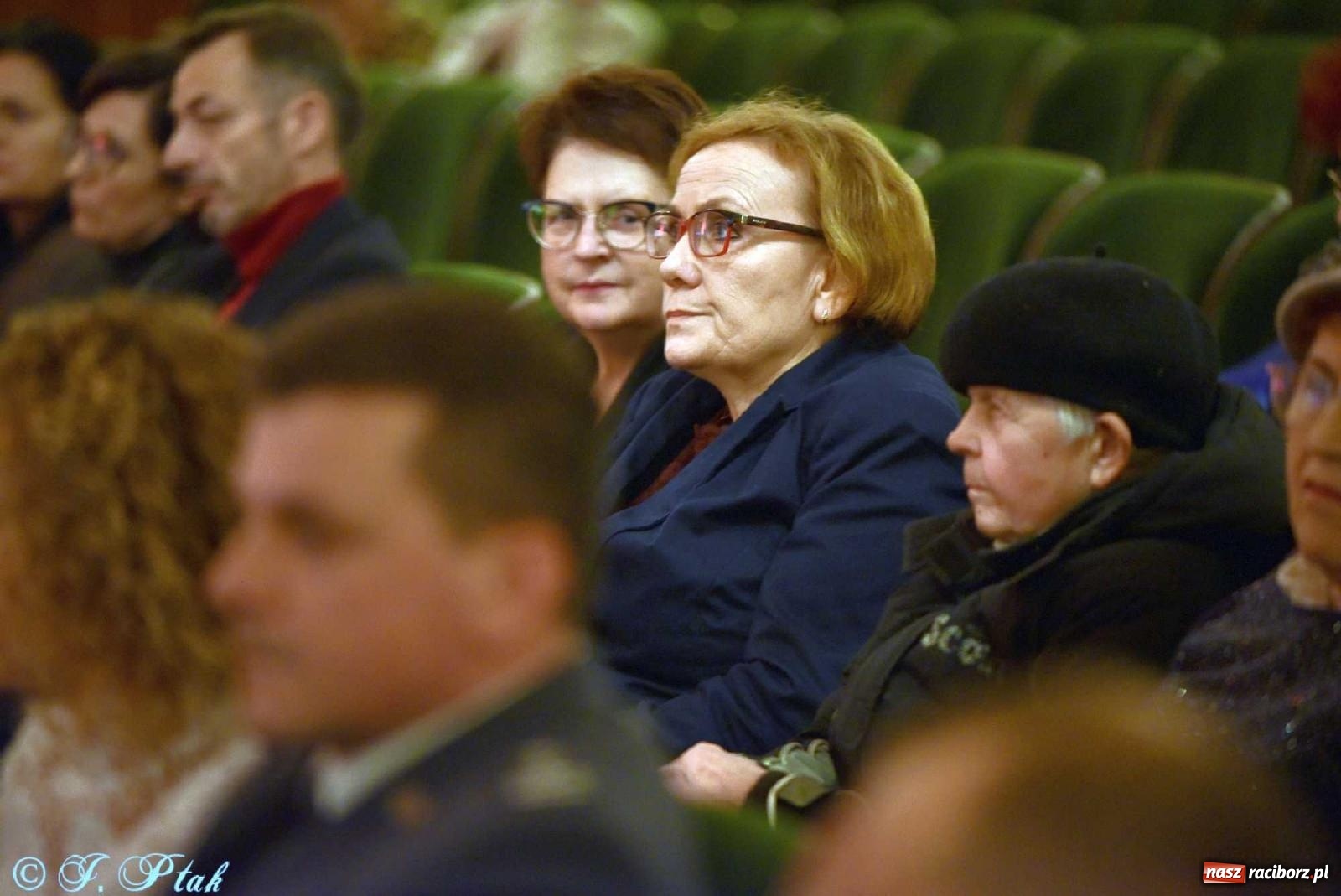 Zdjęcie w galerii na portalu naszraciborz.pl: Wręczono medale UNITAS IN VERITATE [FOTO i WIDEO] wiadomości z regionu