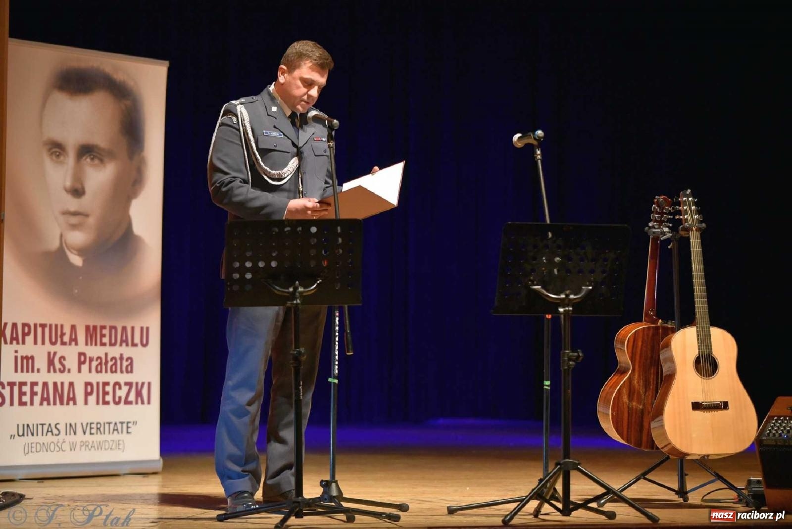 Zdjęcie w galerii na portalu naszraciborz.pl: Wręczono medale UNITAS IN VERITATE [FOTO i WIDEO] wiadomości z regionu