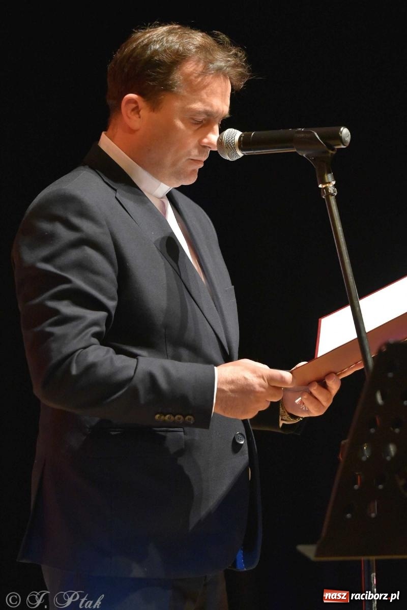 Zdjęcie w galerii na portalu naszraciborz.pl: Wręczono medale UNITAS IN VERITATE [FOTO i WIDEO] wiadomości z regionu