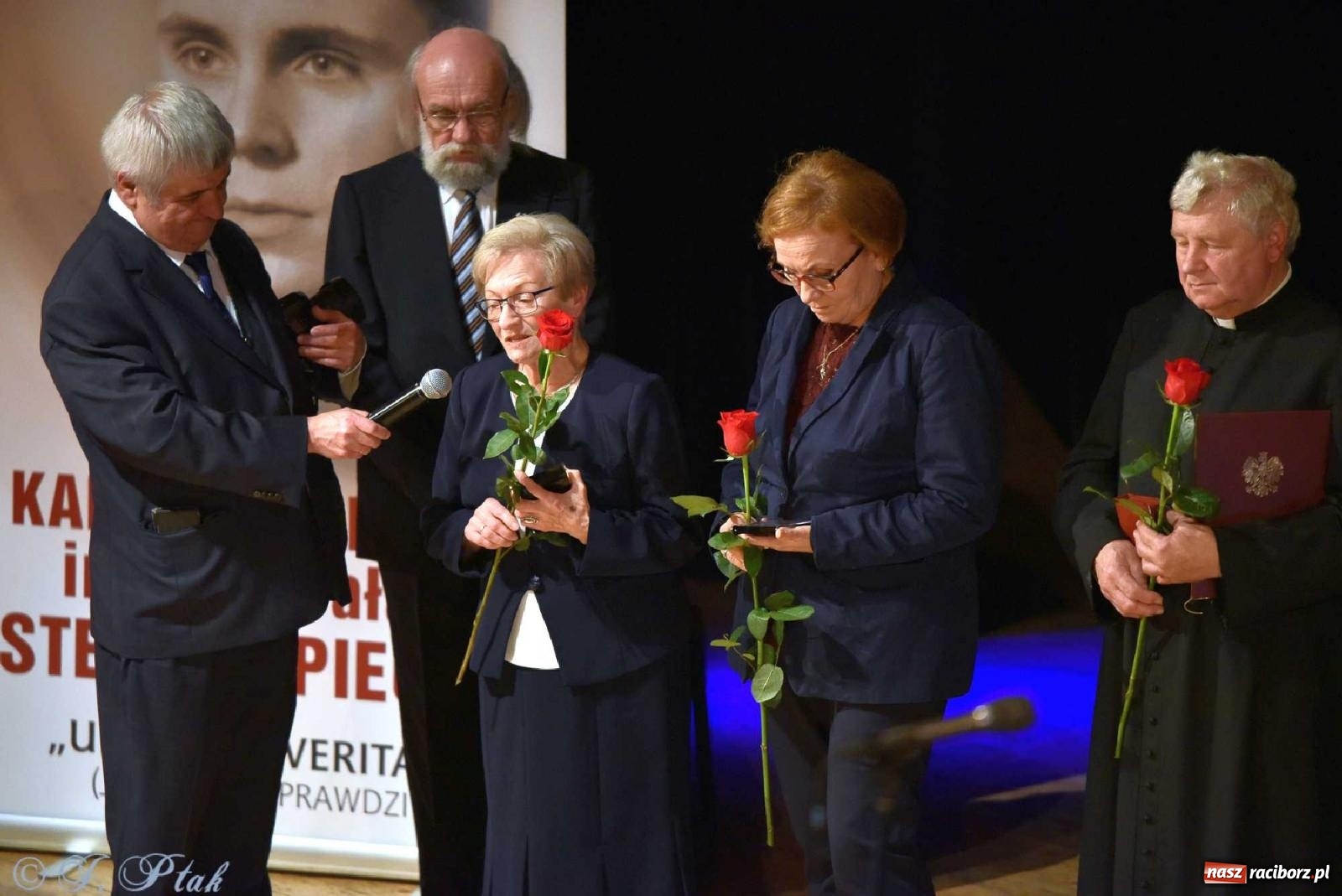 Zdjęcie w galerii na portalu naszraciborz.pl: Wręczono medale UNITAS IN VERITATE [FOTO i WIDEO] wiadomości z regionu