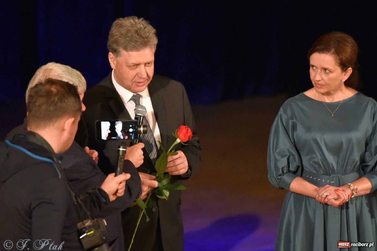 Zdjęcie w galerii na portalu naszraciborz.pl: Wręczono medale UNITAS IN VERITATE [FOTO i WIDEO] wiadomości z regionu