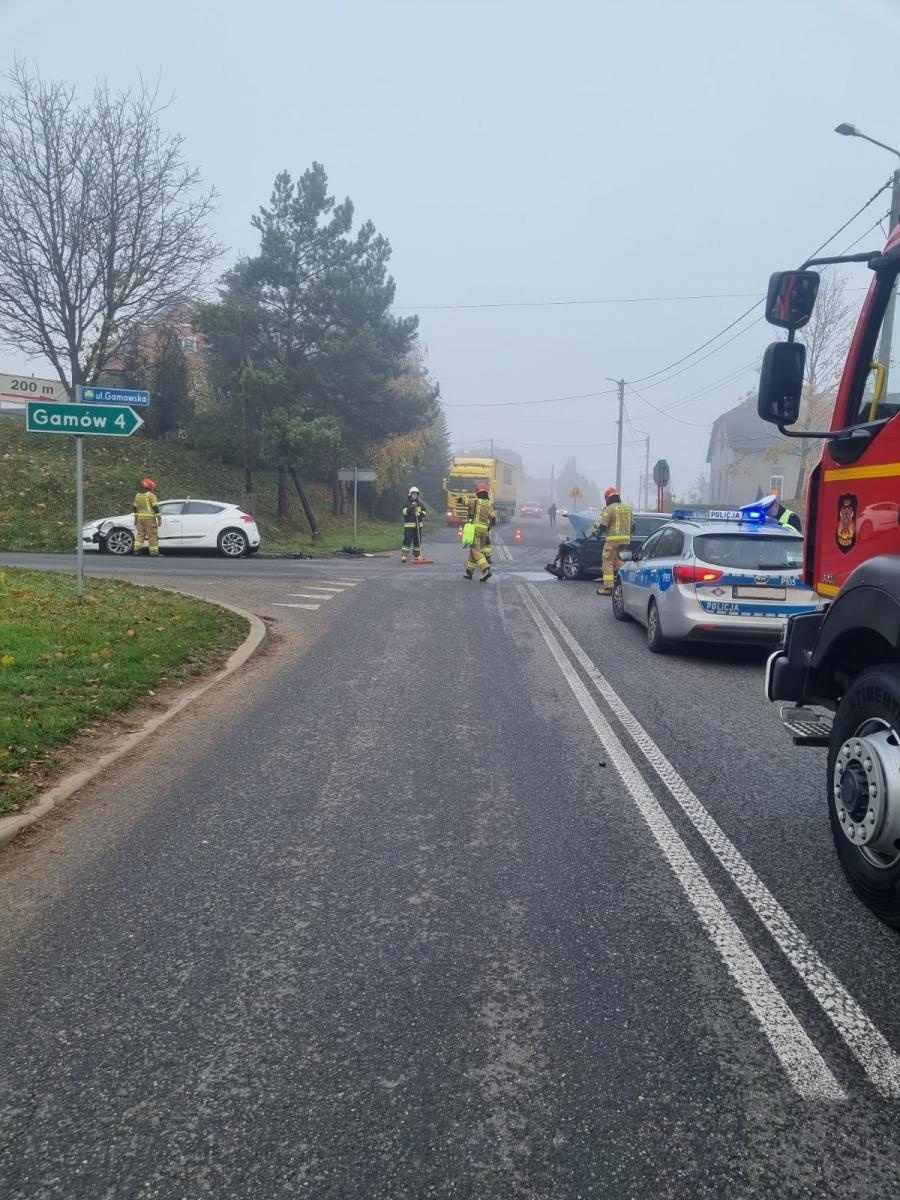 Zdjęcie w galerii na portalu naszraciborz.pl: Raport 998. Skoda i citroen zderzyły się w Pawłowie wiadomości z regionu