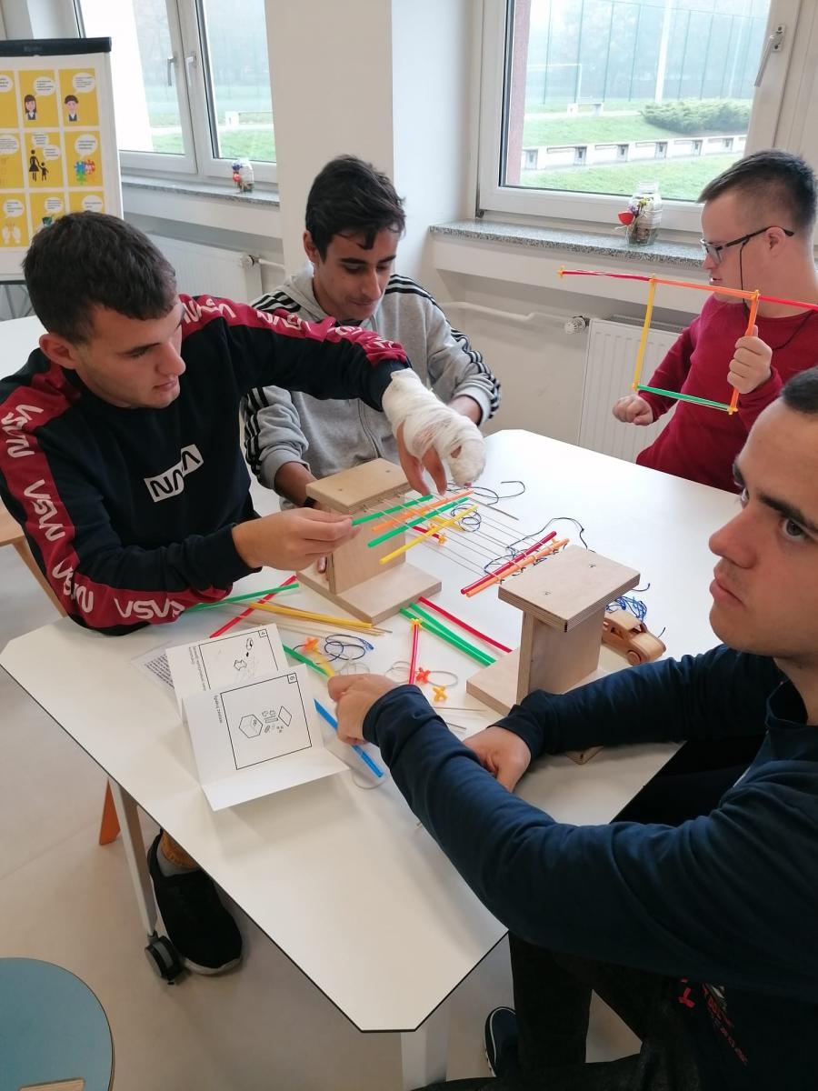 Zdjęcie w galerii na portalu naszraciborz.pl: Hiszpański tydzień w Zespole Szkół Specjalnych wiadomości z regionu