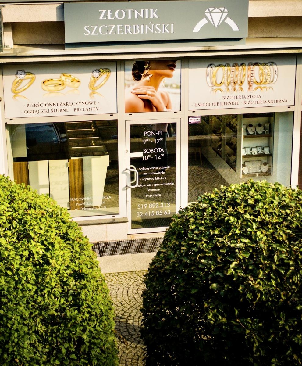 Zdjęcie w galerii na portalu naszraciborz.pl: Wyjątkowa akcja w pracowni złotniczej Pawła Szczerbińskiego wiadomości z regionu