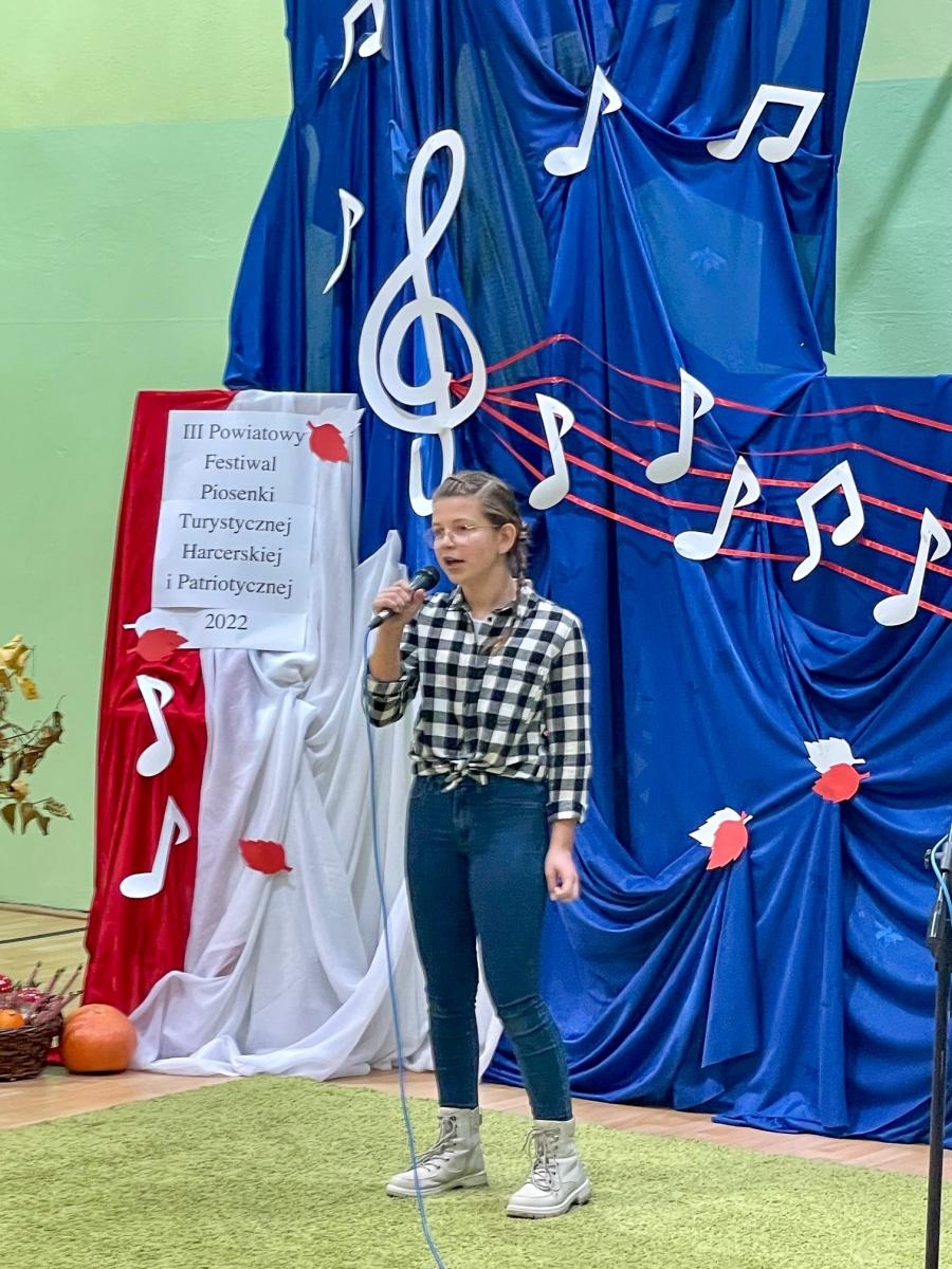 Zdjęcie w galerii na portalu naszraciborz.pl: Piosenka turystyczna, harcerska i patriotyczna zabrzmiała w Krzanowicach wiadomości z regionu