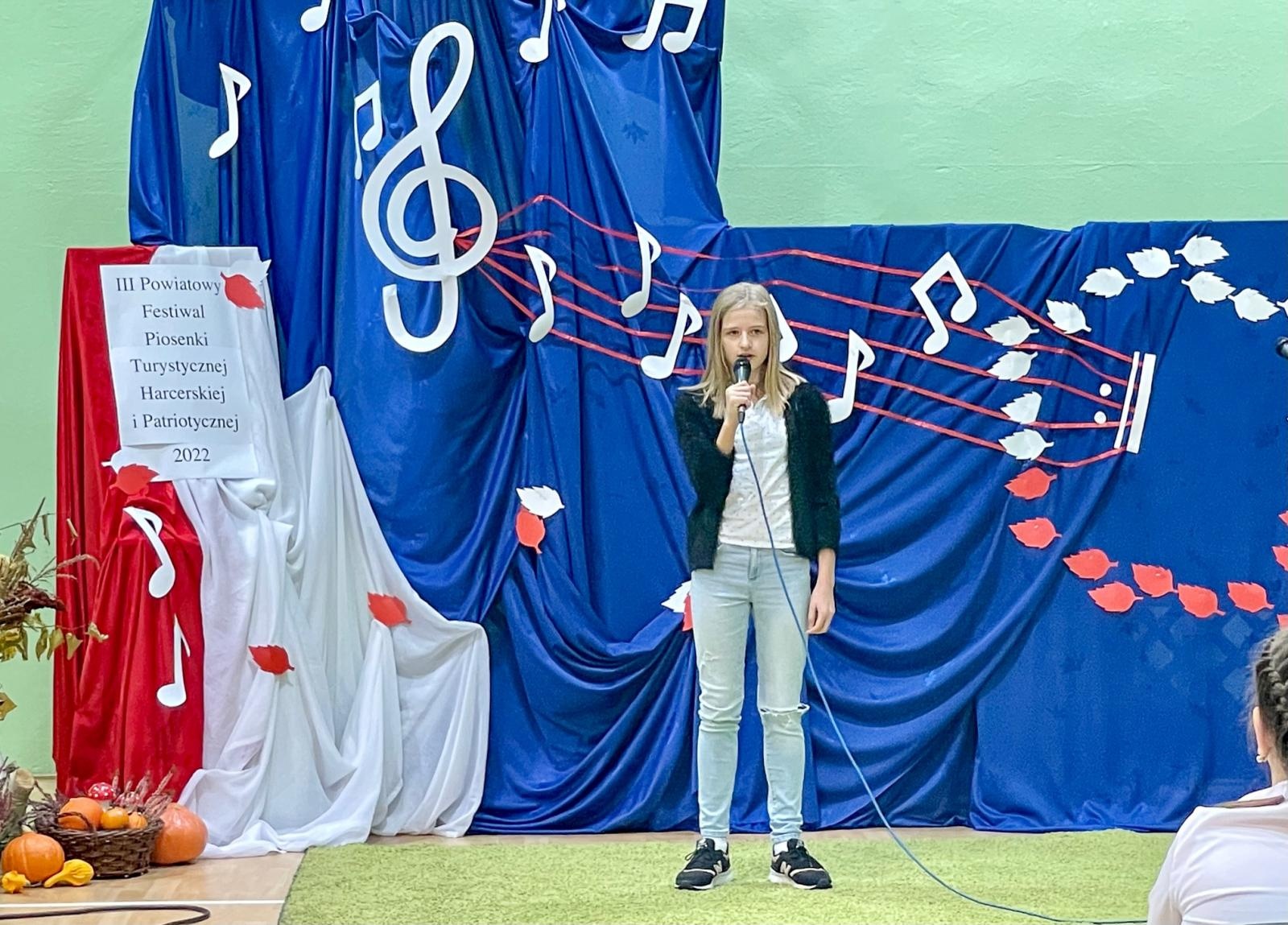 Zdjęcie w galerii na portalu naszraciborz.pl: Piosenka turystyczna, harcerska i patriotyczna zabrzmiała w Krzanowicach wiadomości z regionu