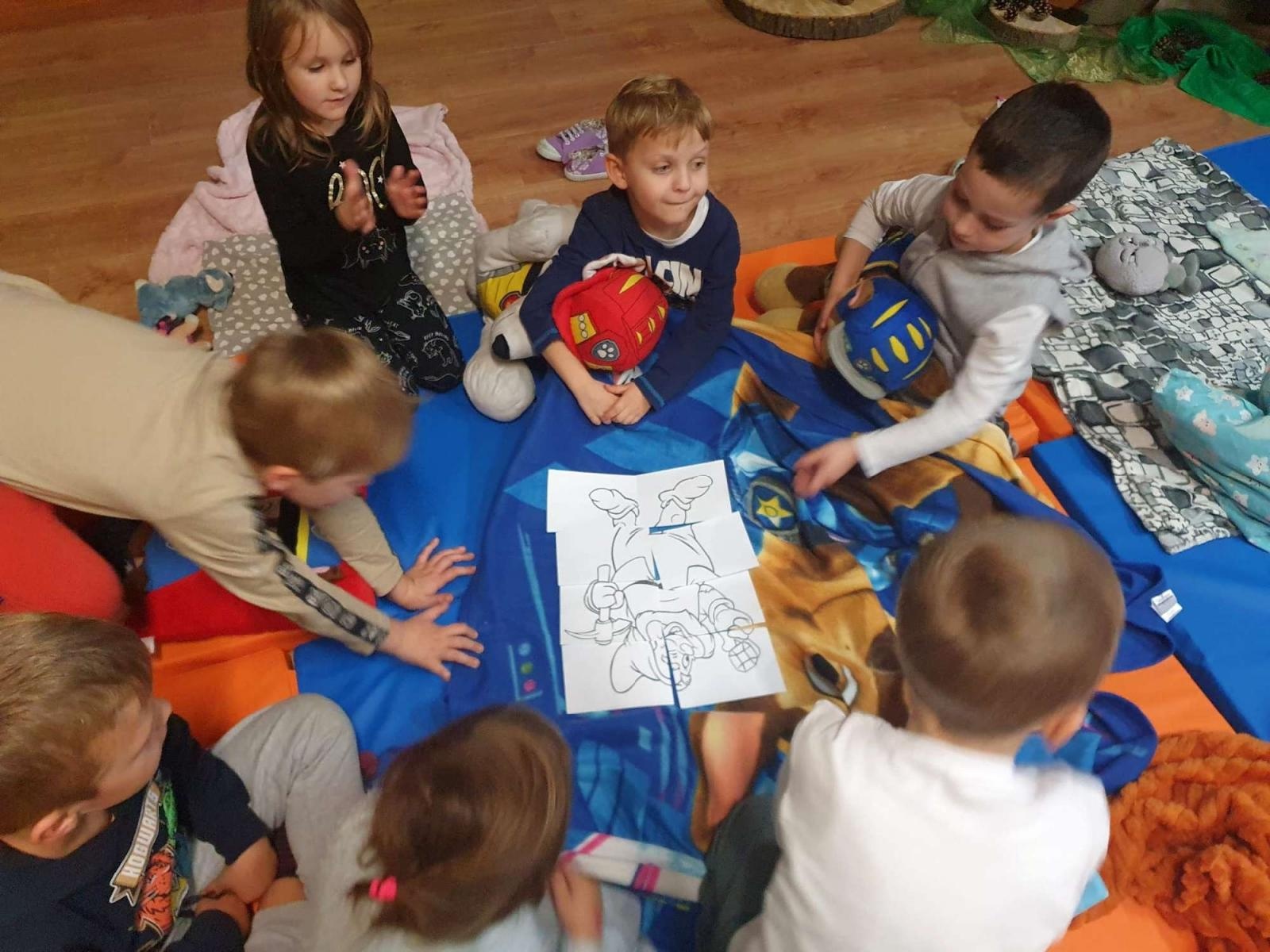 Zdjęcie w galerii na portalu naszraciborz.pl: Brzeskie przedszkole zamieniło się w bajkową krainę wiadomości z regionu