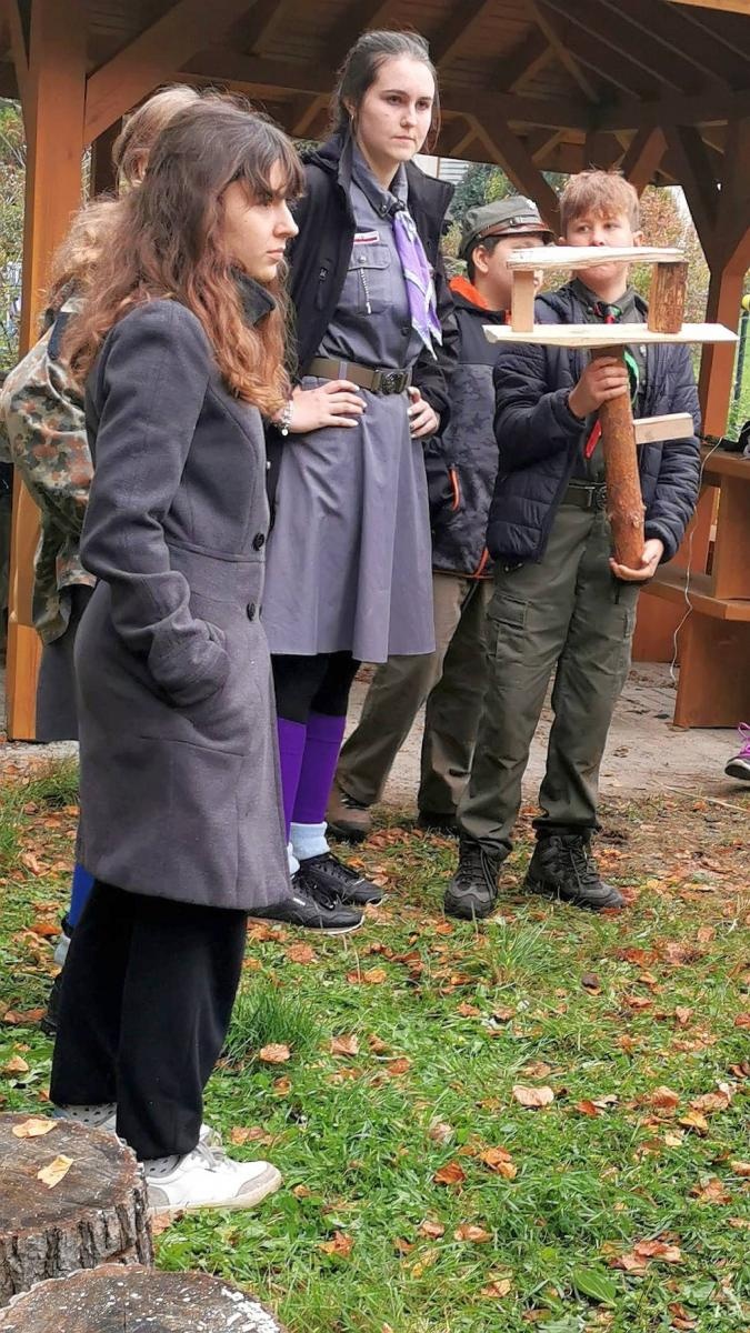 Zdjęcie w galerii na portalu naszraciborz.pl: Harcerze ZHR odwiedzili Ponięcice. Zorganizowali grę terenową wiadomości z regionu