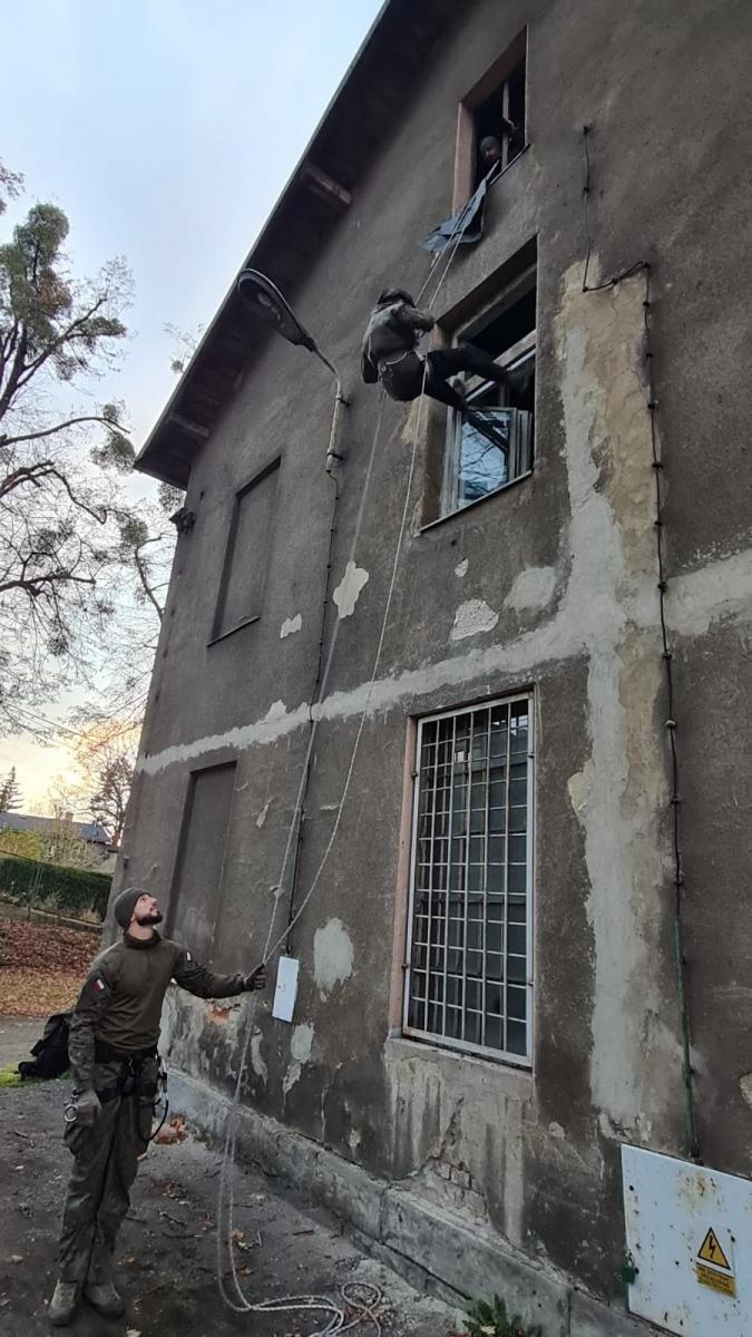 Zdjęcie w galerii na portalu naszraciborz.pl: Śląscy terytorialsi szkolą pielęgniarki wiadomości z regionu