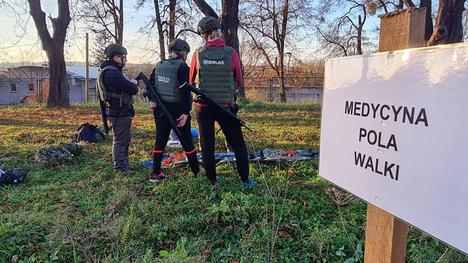 Zdjęcie w galerii na portalu naszraciborz.pl: Śląscy terytorialsi szkolą pielęgniarki wiadomości z regionu