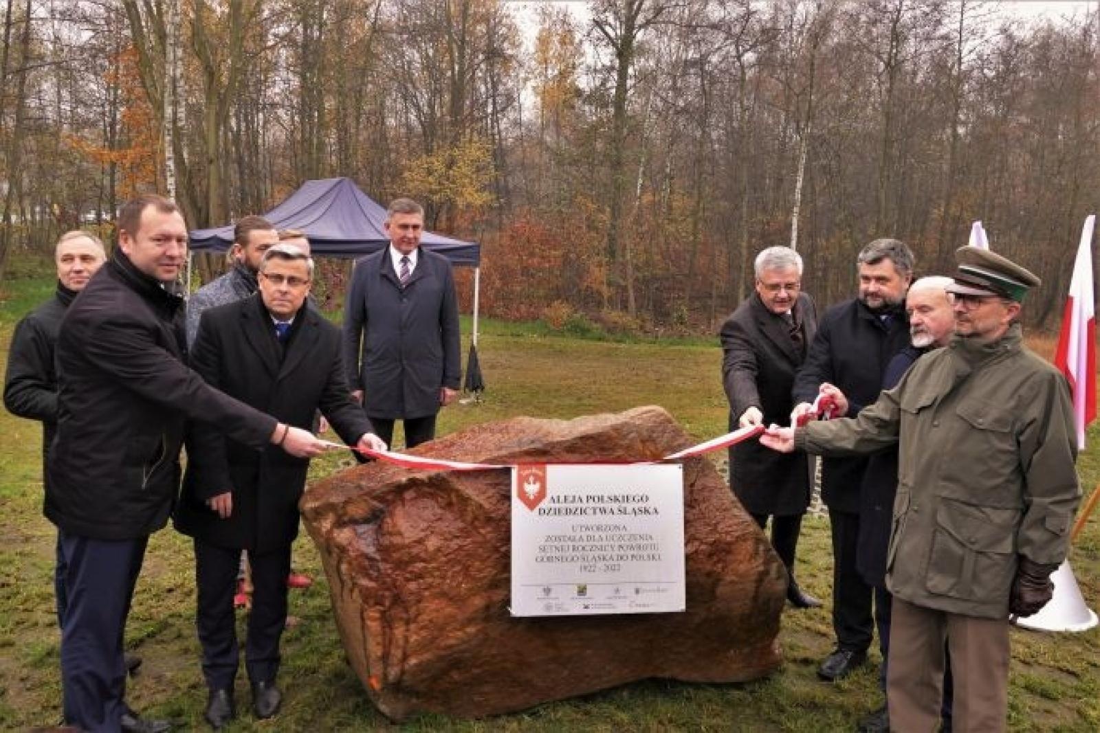 Zdjęcie w galerii na portalu naszraciborz.pl: Otwarcie Alei Polskiego Dziedzictwa Śląska w Katowicach wiadomości z regionu