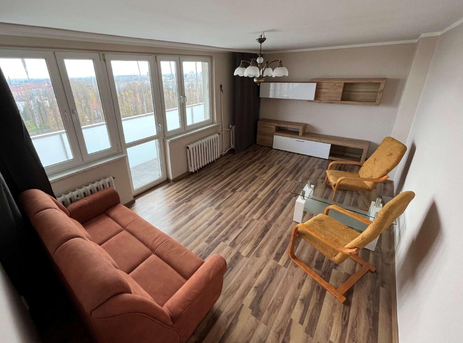 Zdjęcie w galerii na portalu naszraciborz.pl: PGL Dom wynajmie M4 z pięknym widokiem na Racibórz wiadomości z regionu