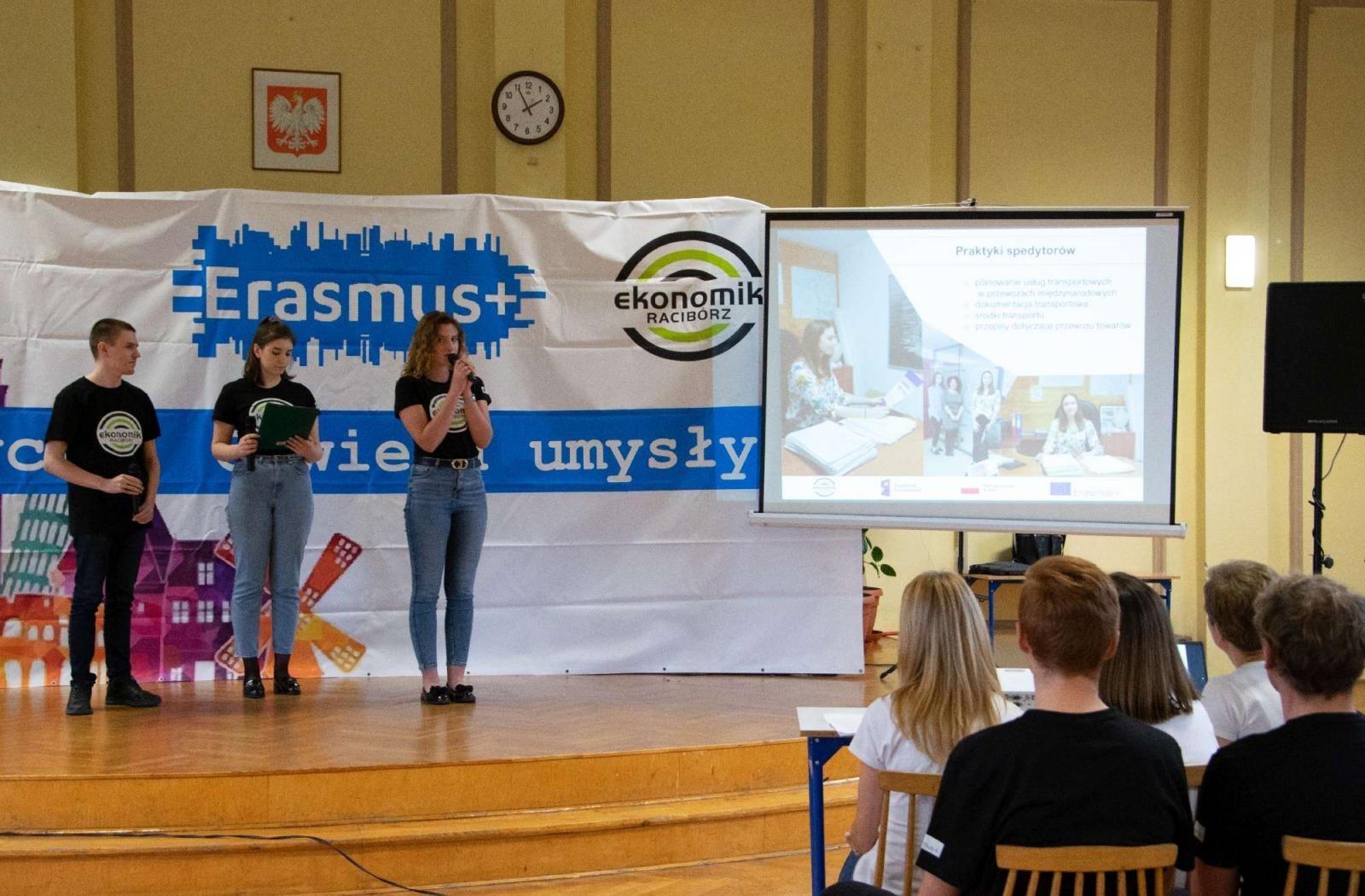 Zdjęcie w galerii na portalu naszraciborz.pl: Erasmus+ w raciborskim Ekonomiku. Staże są OK! wiadomości z regionu