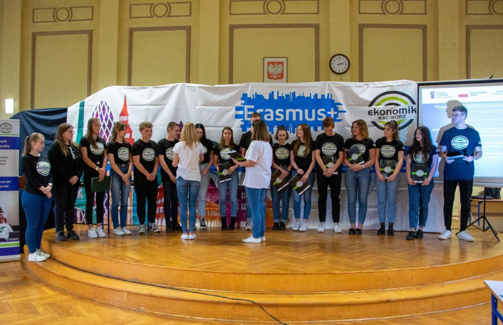Zdjęcie w galerii na portalu naszraciborz.pl: Erasmus+ w raciborskim Ekonomiku. Staże są OK! wiadomości z regionu