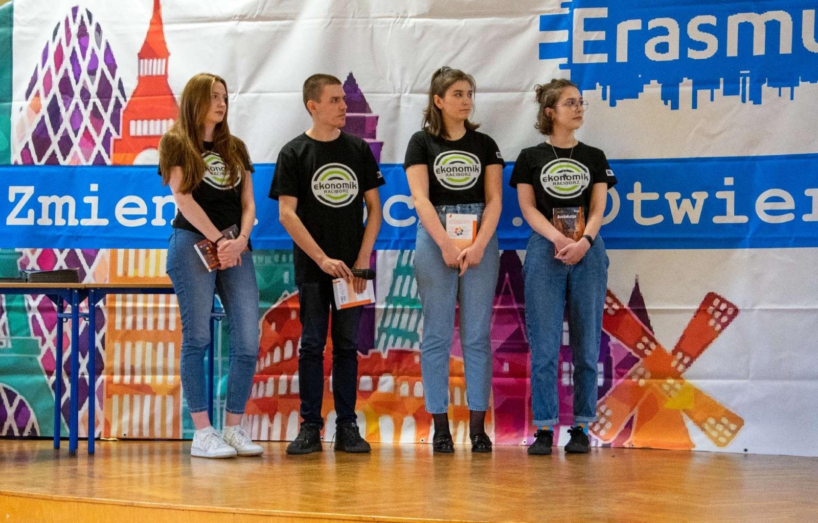 Zdjęcie w galerii na portalu naszraciborz.pl: Erasmus+ w raciborskim Ekonomiku. Staże są OK! wiadomości z regionu