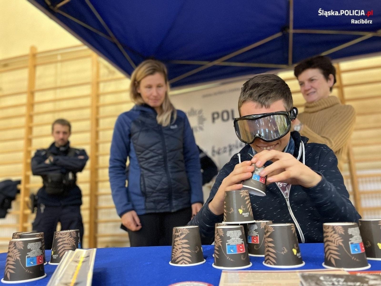 Zdjęcie w galerii na portalu naszraciborz.pl: Dzień bezpieczeństwa w ośrodku dla niesłyszących w Raciborzu wiadomości z regionu