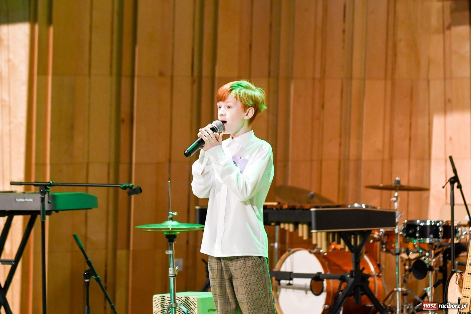 Zdjęcie w galerii na portalu naszraciborz.pl: Uczniowie II LO występują dla Nicole [FOTO i WIDEO] wiadomości z regionu