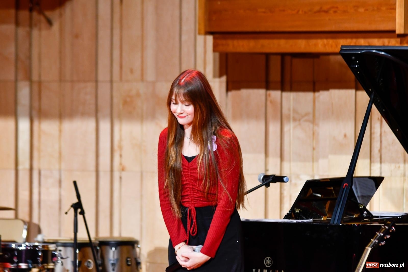 Zdjęcie w galerii na portalu naszraciborz.pl: Uczniowie II LO występują dla Nicole [FOTO i WIDEO] wiadomości z regionu