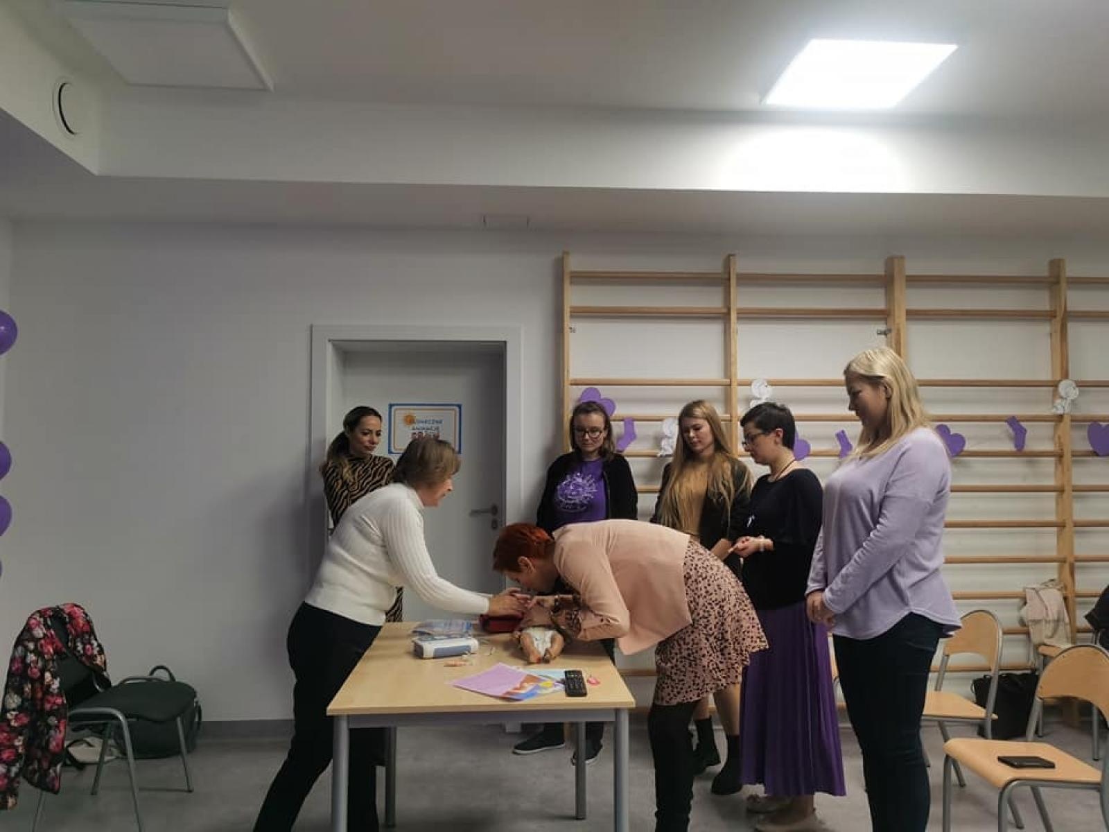 Zdjęcie w galerii na portalu naszraciborz.pl: Światowy Dzień Wcześniaka. Warsztaty w Raciborzu wiadomości z regionu