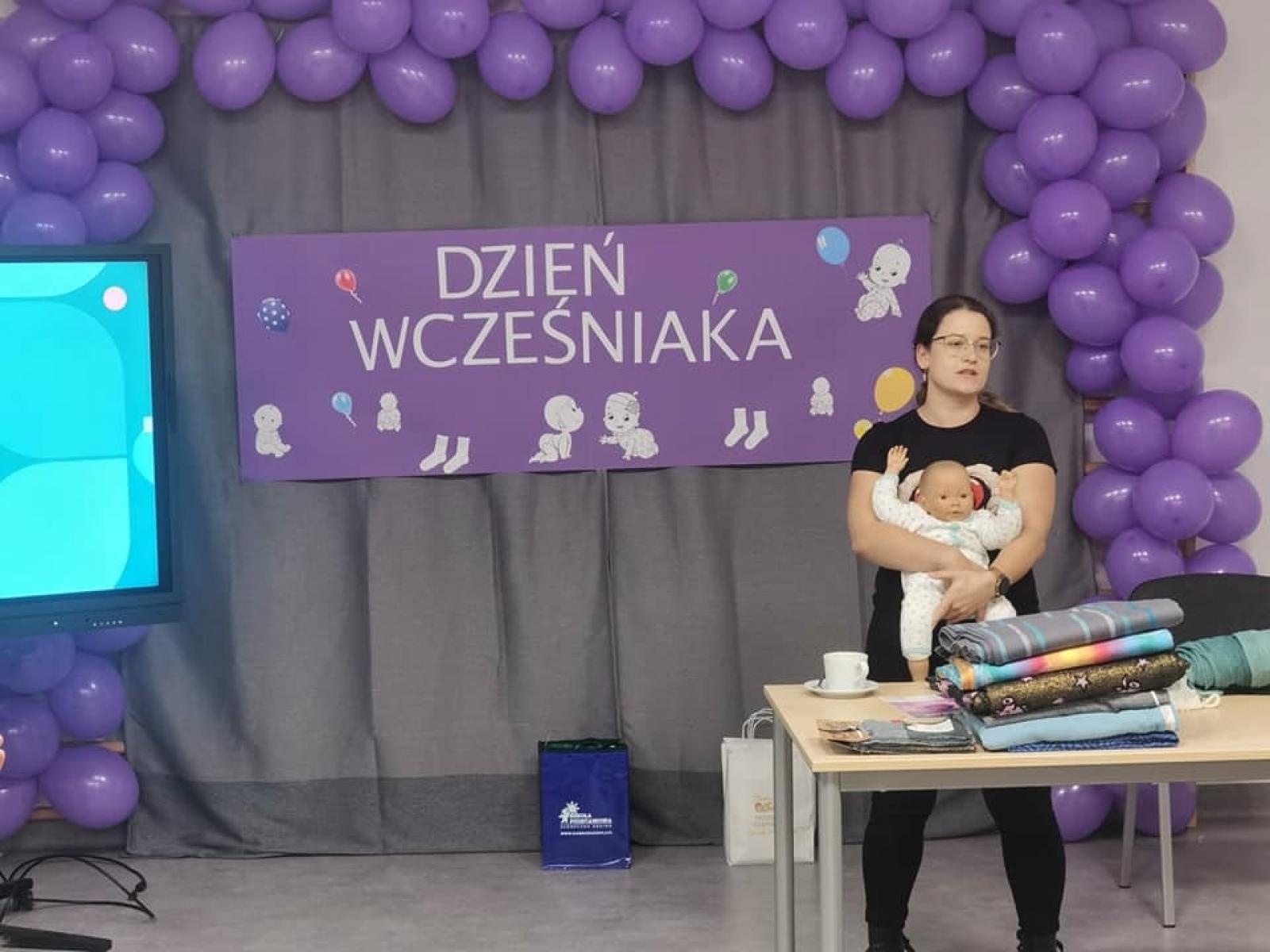 Zdjęcie w galerii na portalu naszraciborz.pl: Światowy Dzień Wcześniaka. Warsztaty w Raciborzu wiadomości z regionu