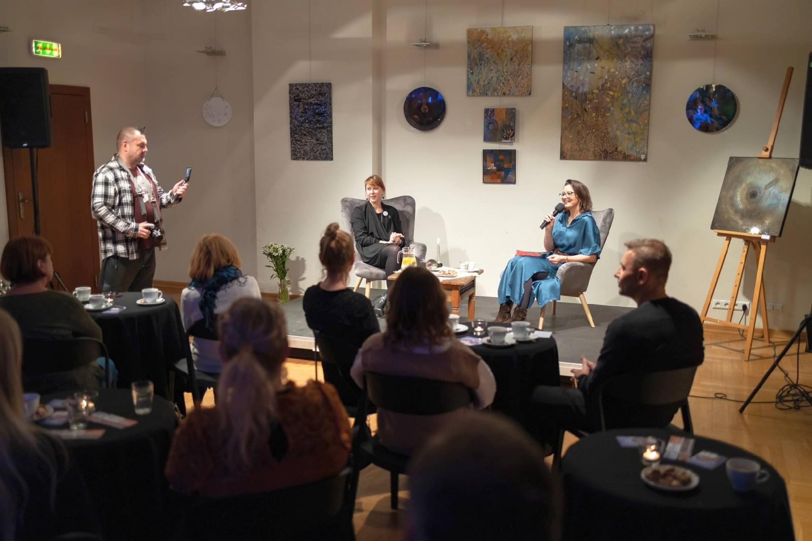 Zdjęcie w galerii na portalu naszraciborz.pl: W PUNKT z Alex Schiele w RCK [FOTO i WIDEO] wiadomości z regionu