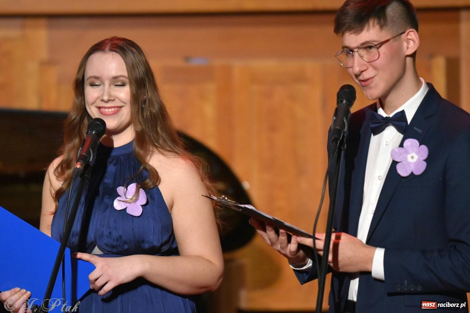 Zdjęcie w galerii na portalu naszraciborz.pl: Otwarte serca uczniów Mickiewicza. Koncert dla Nicole na bis [FOTO i WIDEO] wiadomości z regionu