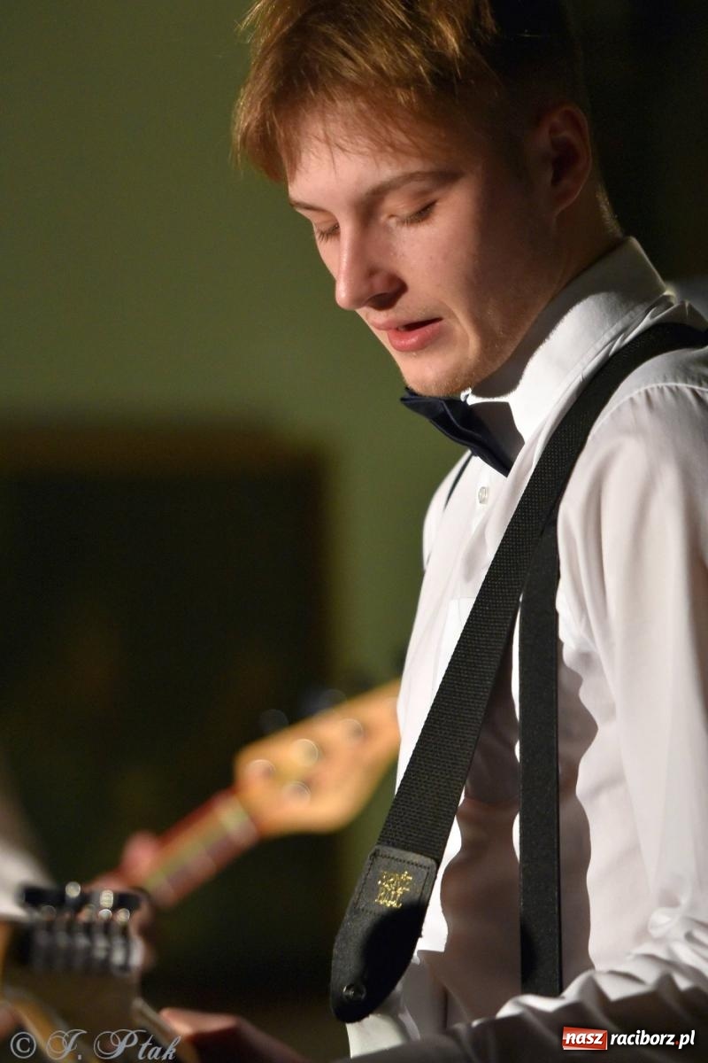 Zdjęcie w galerii na portalu naszraciborz.pl: Sobotni muzyczny wieczór w Muzeum z Aleksandrą Figurniak [FOTO i WIDEO] wiadomości z regionu