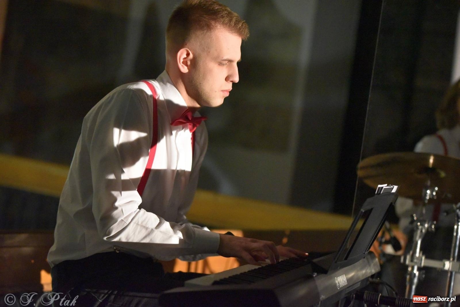 Zdjęcie w galerii na portalu naszraciborz.pl: Sobotni muzyczny wieczór w Muzeum z Aleksandrą Figurniak [FOTO i WIDEO] wiadomości z regionu