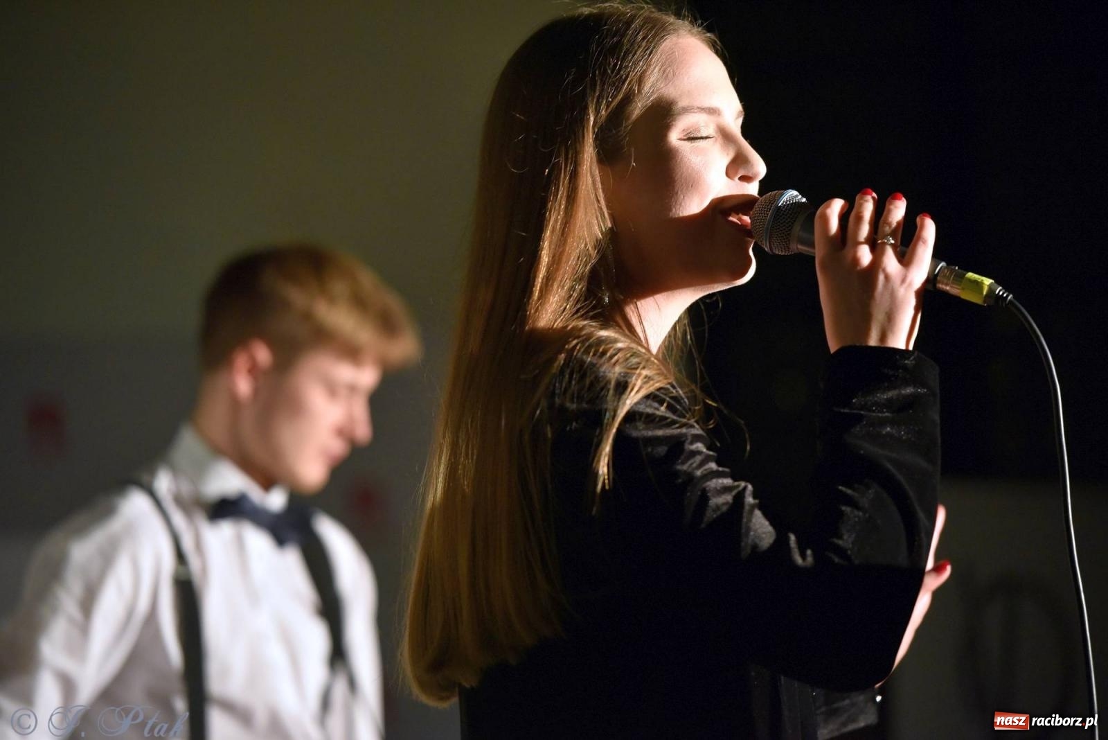 Zdjęcie w galerii na portalu naszraciborz.pl: Sobotni muzyczny wieczór w Muzeum z Aleksandrą Figurniak [FOTO i WIDEO] wiadomości z regionu