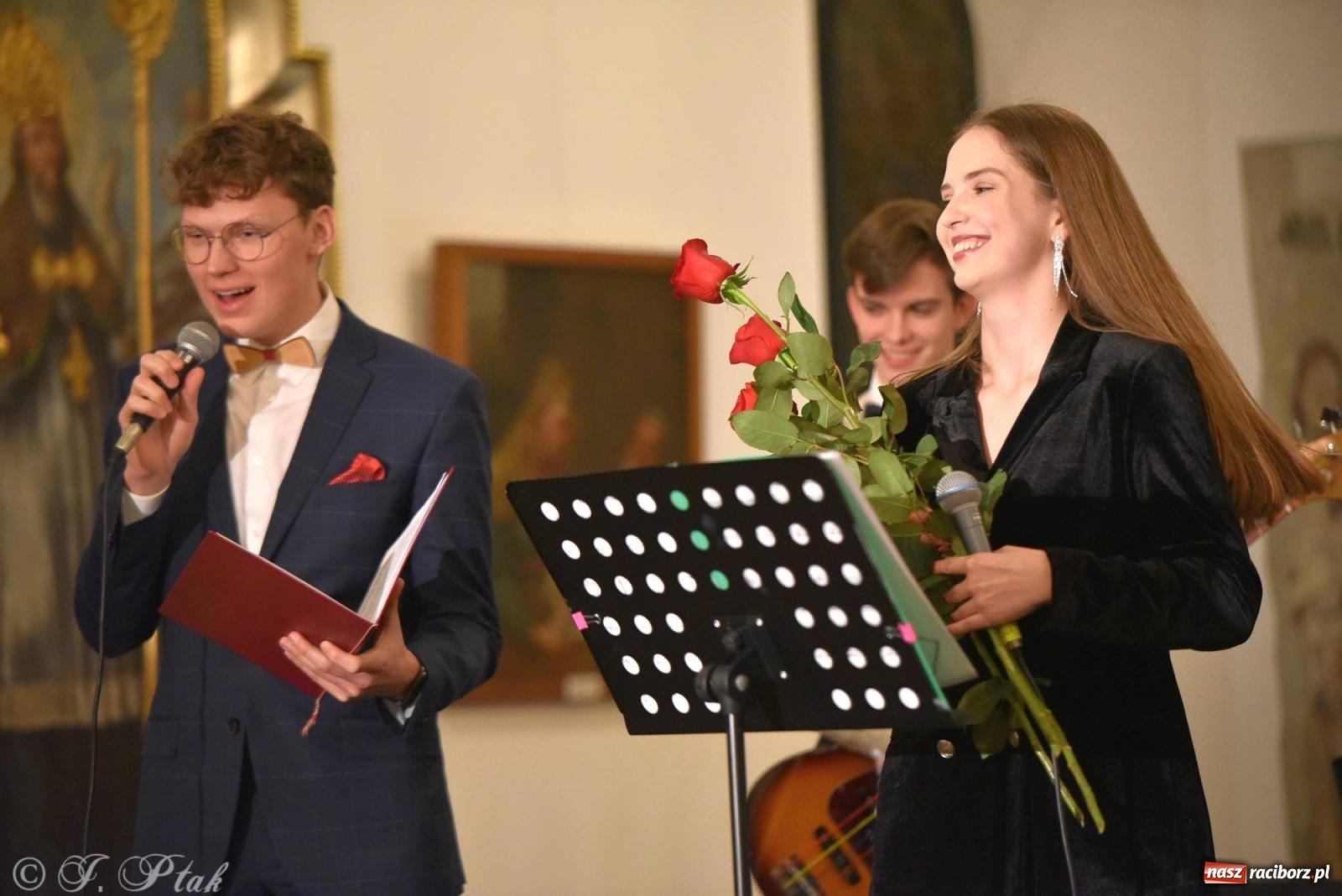 Zdjęcie w galerii na portalu naszraciborz.pl: Sobotni muzyczny wieczór w Muzeum z Aleksandrą Figurniak [FOTO i WIDEO] wiadomości z regionu