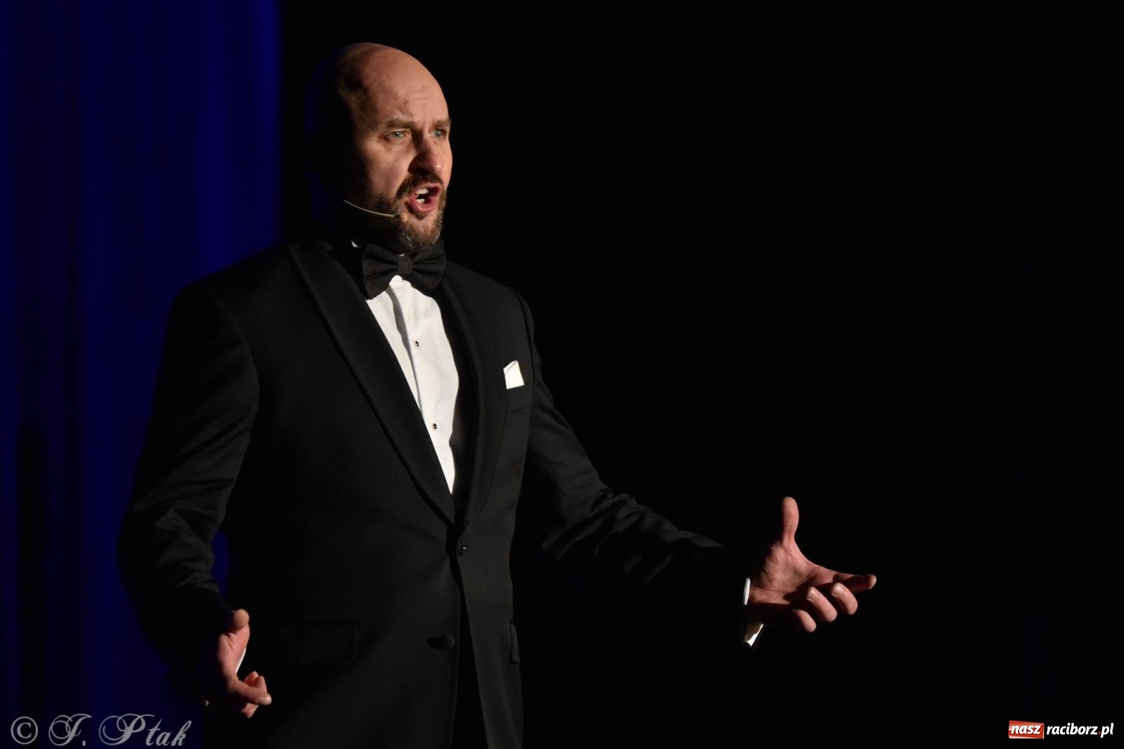 Zdjęcie w galerii na portalu naszraciborz.pl: Naga prawda o klasyce - mistrz Malicki w Raciborzu [FOTO i WIDEO] wiadomości z regionu