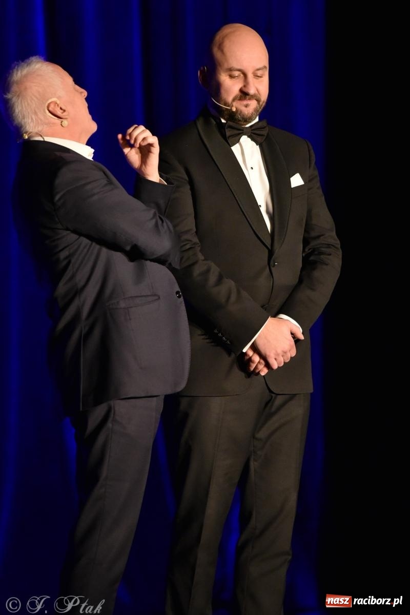 Zdjęcie w galerii na portalu naszraciborz.pl: Naga prawda o klasyce - mistrz Malicki w Raciborzu [FOTO i WIDEO] wiadomości z regionu