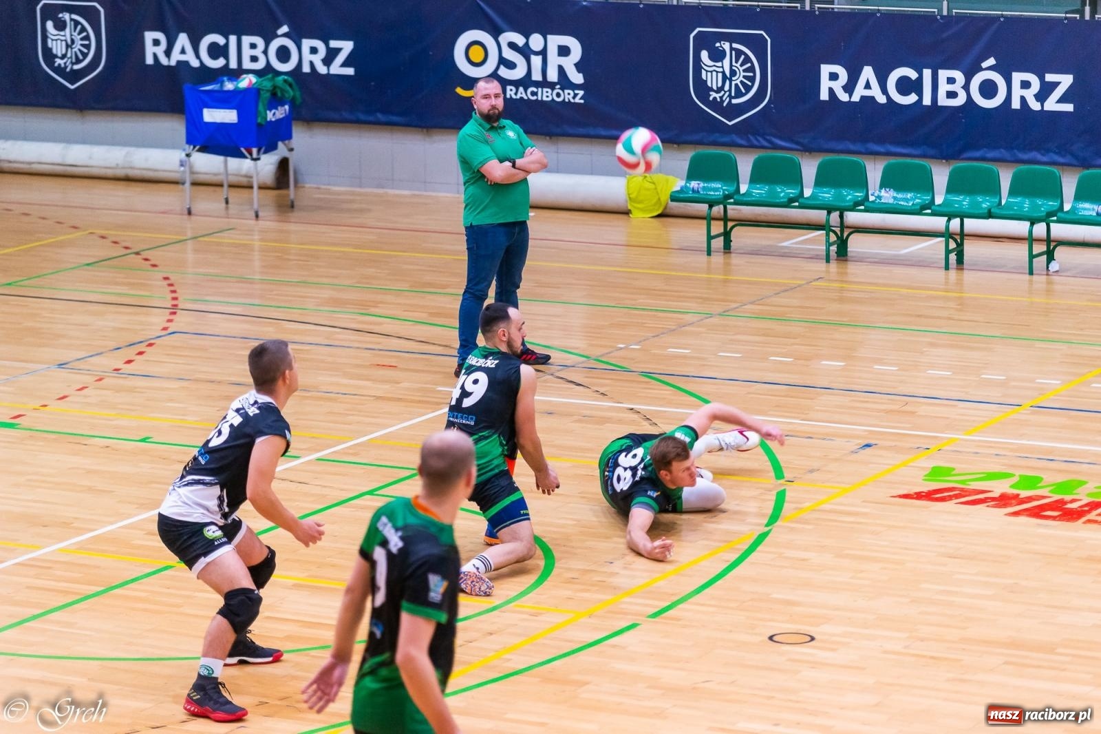 Zdjęcie w galerii na portalu naszraciborz.pl: Siatkarskie derby w gatunku horroru [FOTO] wiadomości z regionu