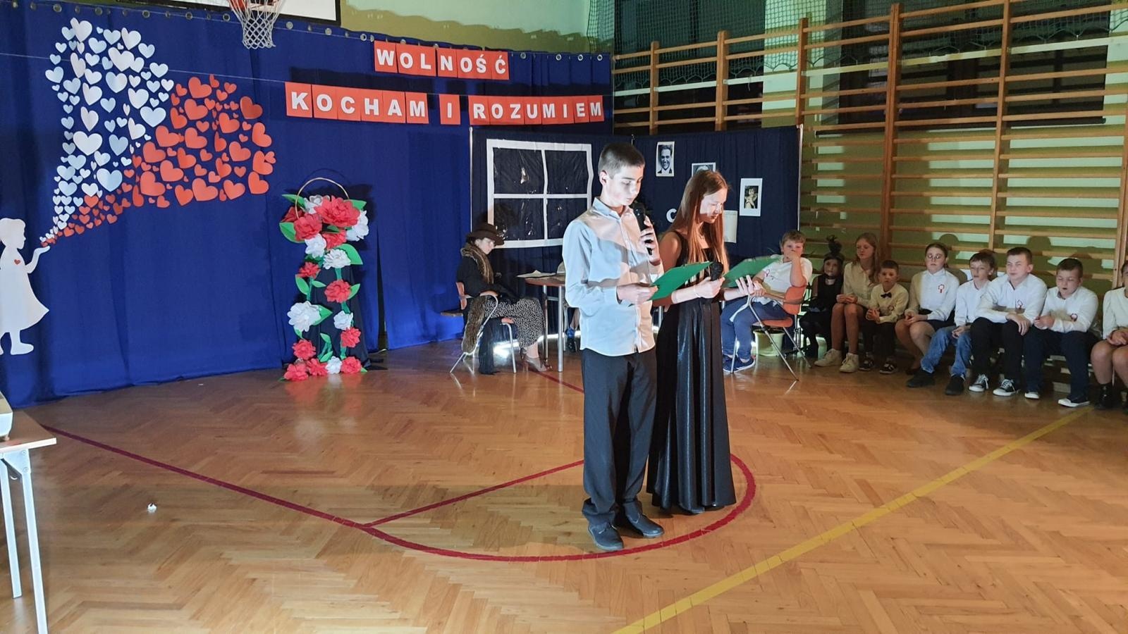 Zdjęcie w galerii na portalu naszraciborz.pl: Brzeski koncert dla Niepodległej [FOTO] wiadomości z regionu