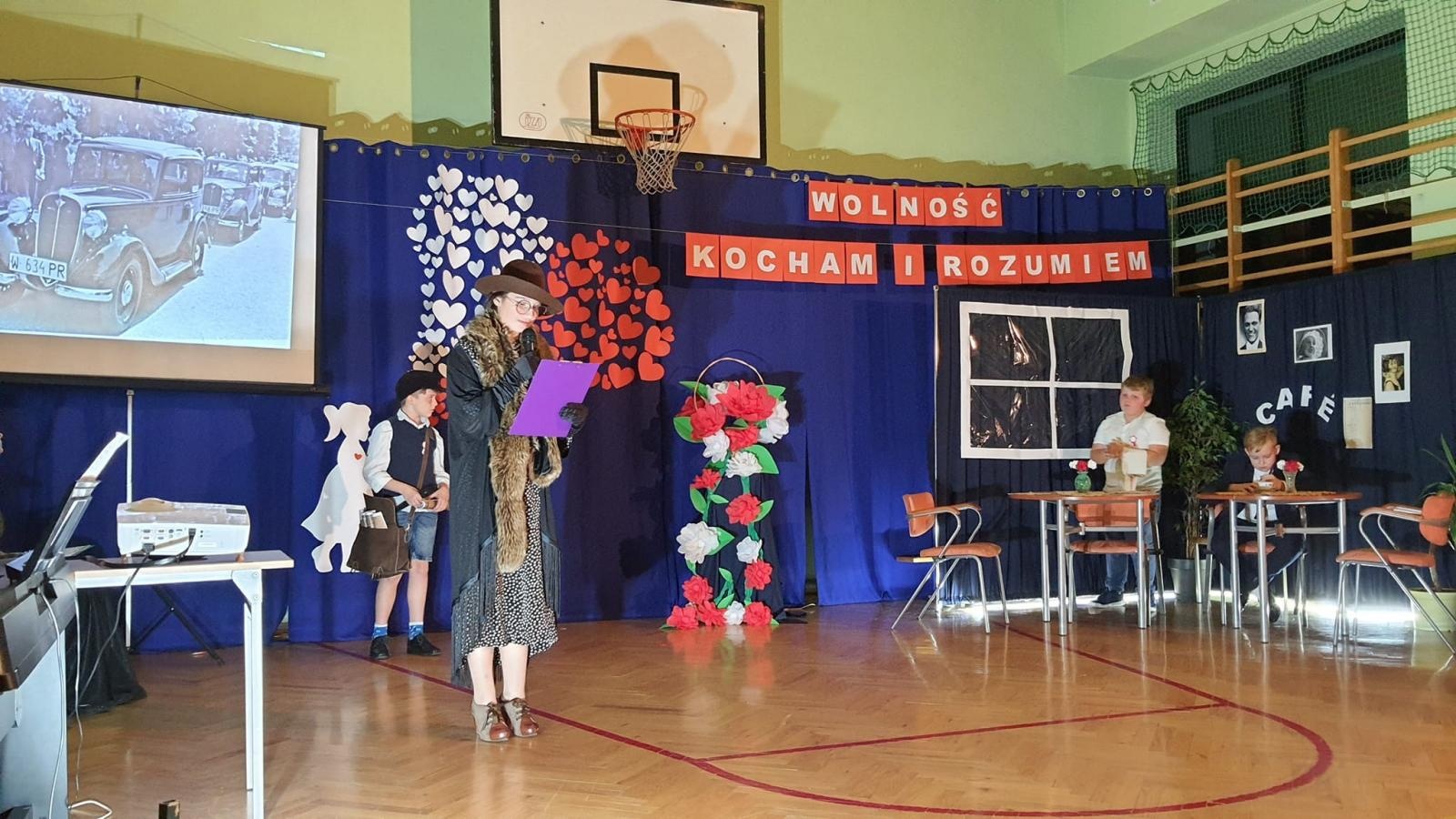 Zdjęcie w galerii na portalu naszraciborz.pl: Brzeski koncert dla Niepodległej [FOTO] wiadomości z regionu