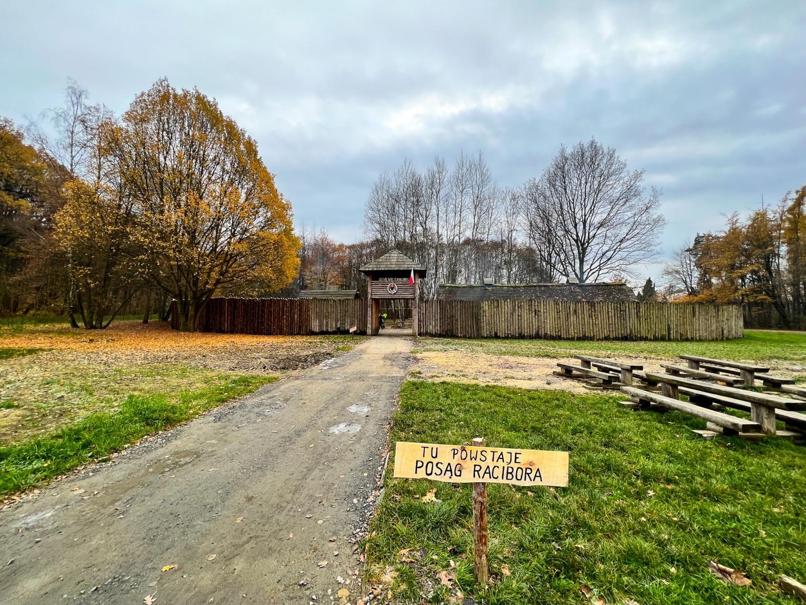 Zdjęcie w galerii na portalu naszraciborz.pl: Drengowie założyli fundację, a gród będzie rósł w siłę wiadomości z regionu