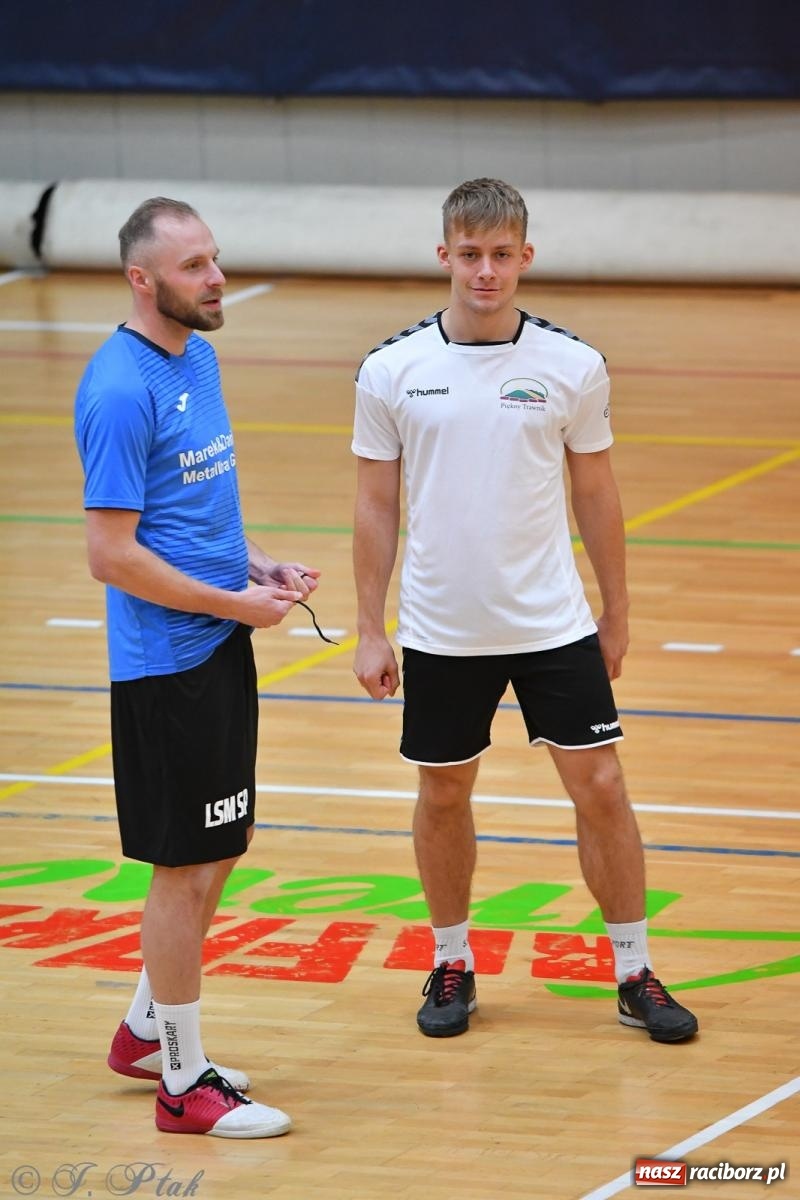 Zdjęcie w galerii na portalu naszraciborz.pl: Halowe emocje na start. Wróciły rozgrywki HLPN [FOTO i WYNIKI] wiadomości z regionu