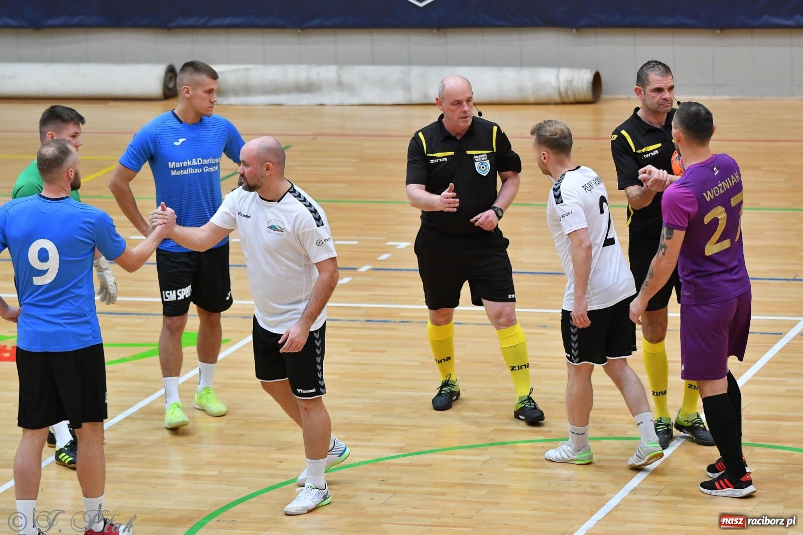 Zdjęcie w galerii na portalu naszraciborz.pl: Halowe emocje na start. Wróciły rozgrywki HLPN [FOTO i WYNIKI] wiadomości z regionu