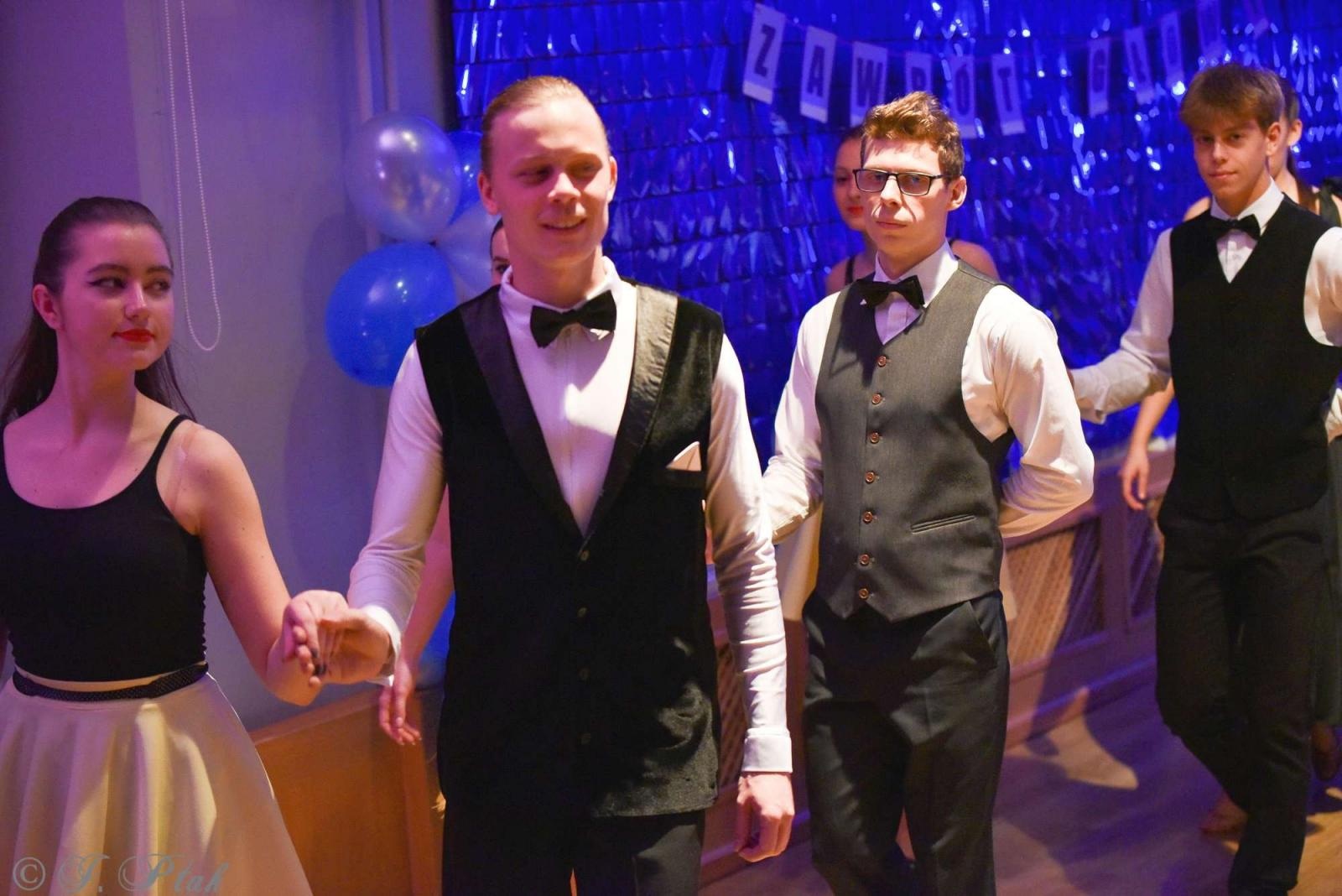 Zdjęcie w galerii na portalu naszraciborz.pl: Andrzejkowy zawrót głowy w MDK-u [FOTO i WIDEO] wiadomości z regionu